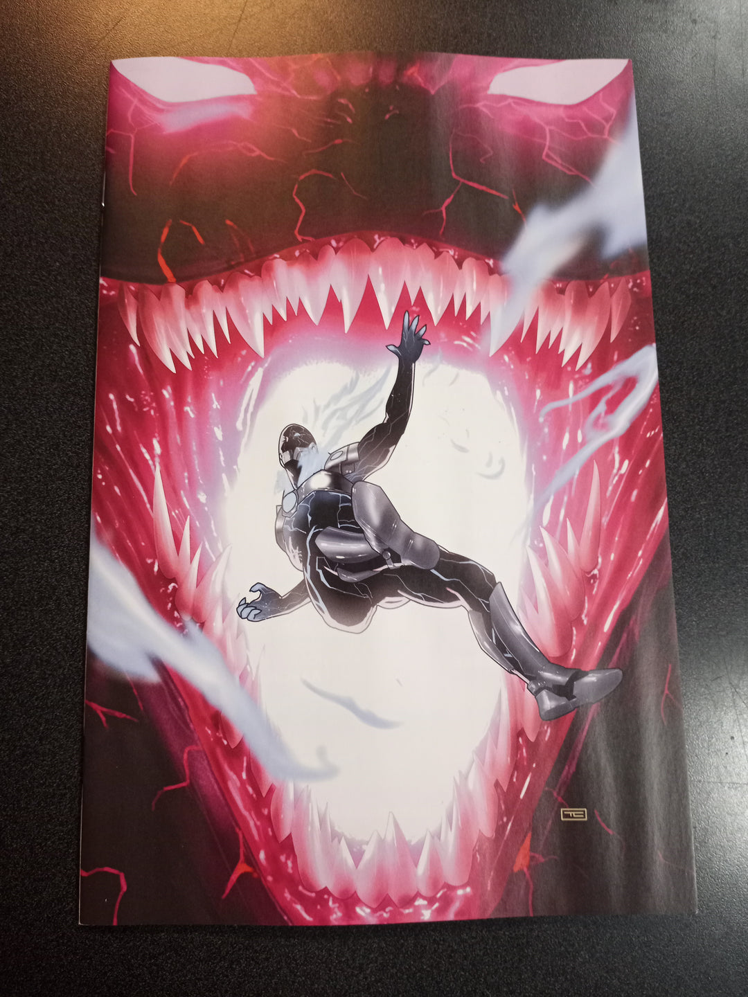 Mighty Morphin Power Rangers #108 Cover E Unlockable Variant