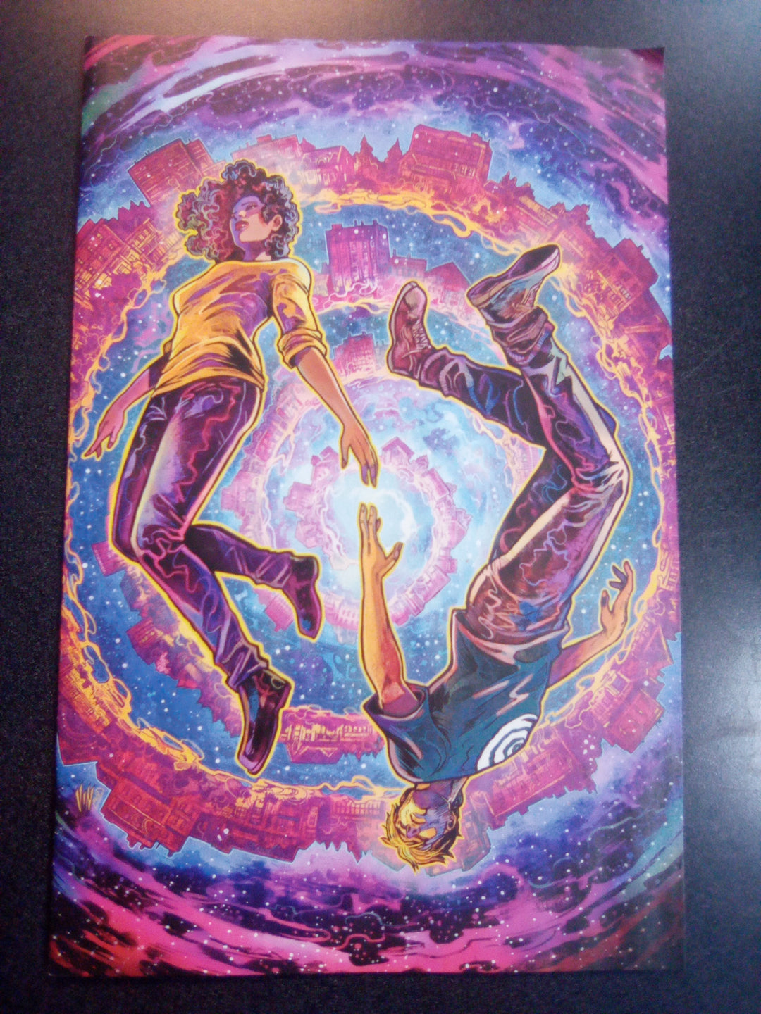Displaced #3 (Of 5) Cover D 25 Copy Variant Edition Riccardi
