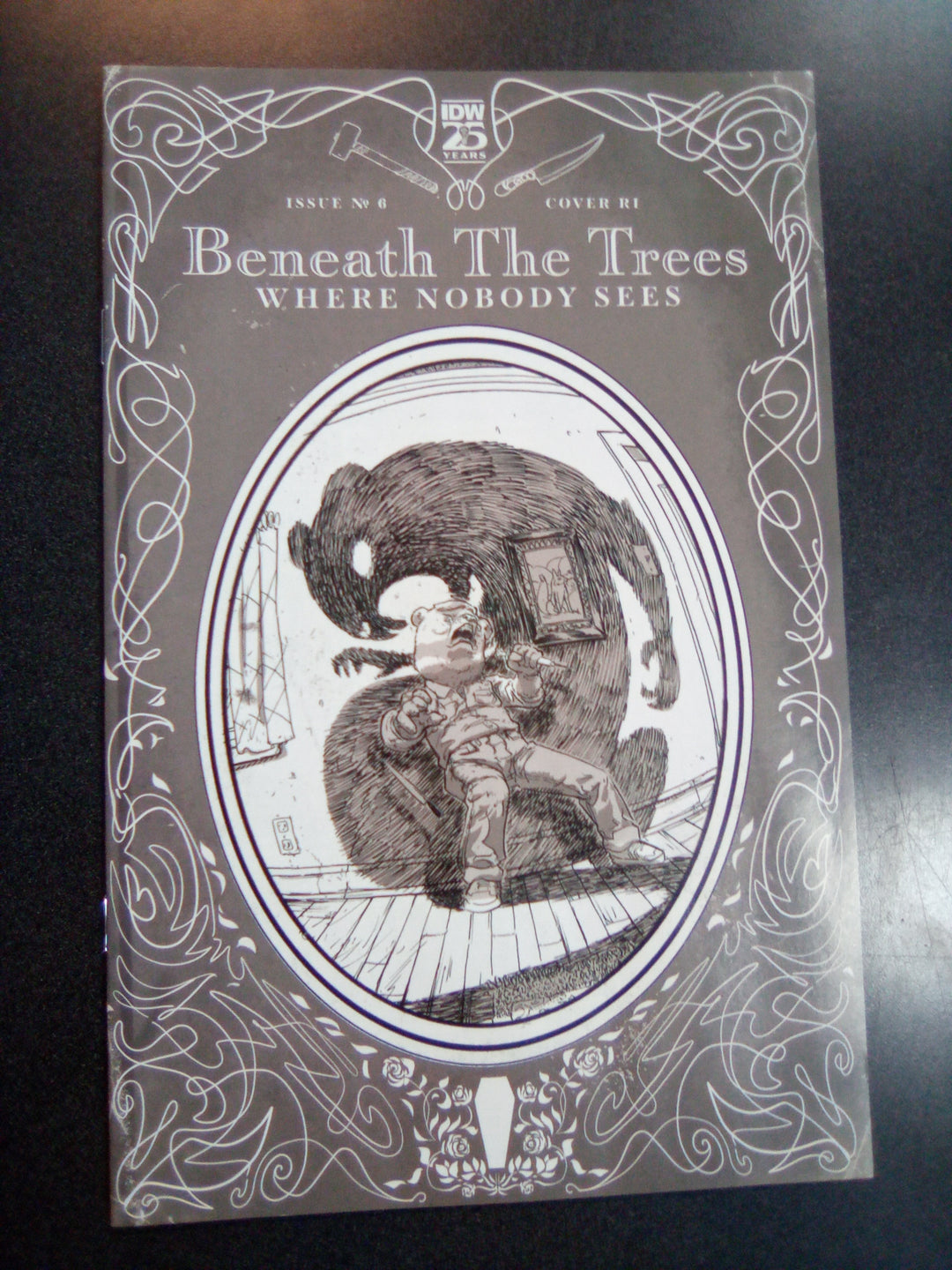 Beneath The Trees Where Nobody Sees #6 Variant Ri (25) (Rossmo Black & White)
