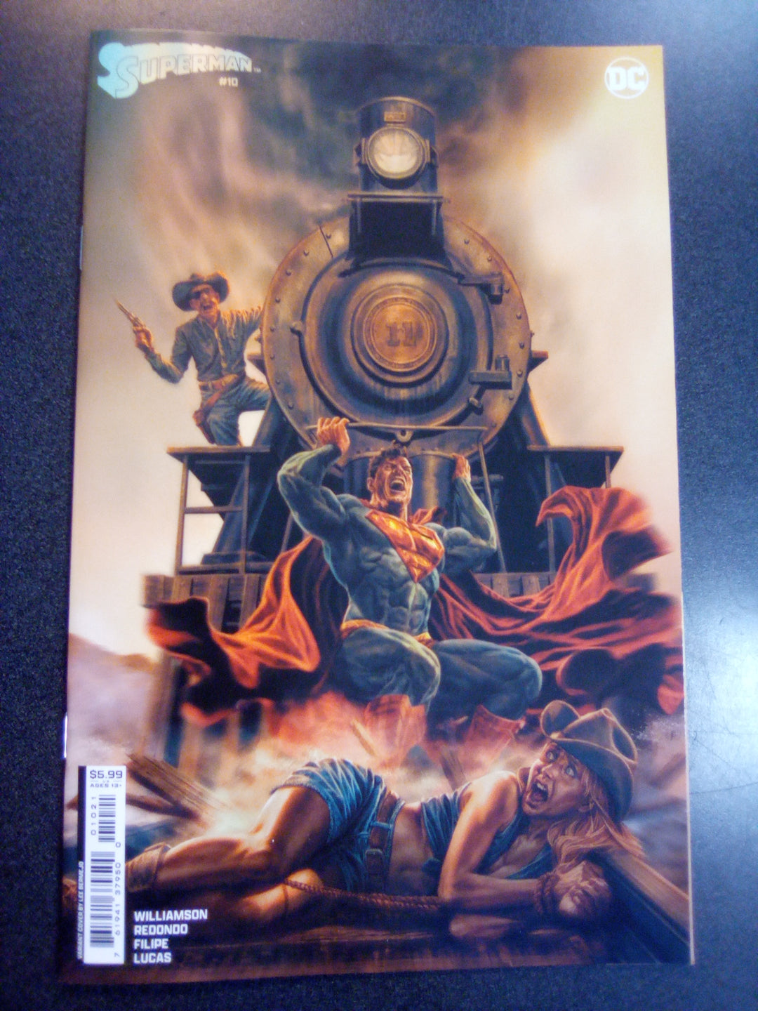 Superman #10 Cover B Lee Bermejo Card Stock Variant