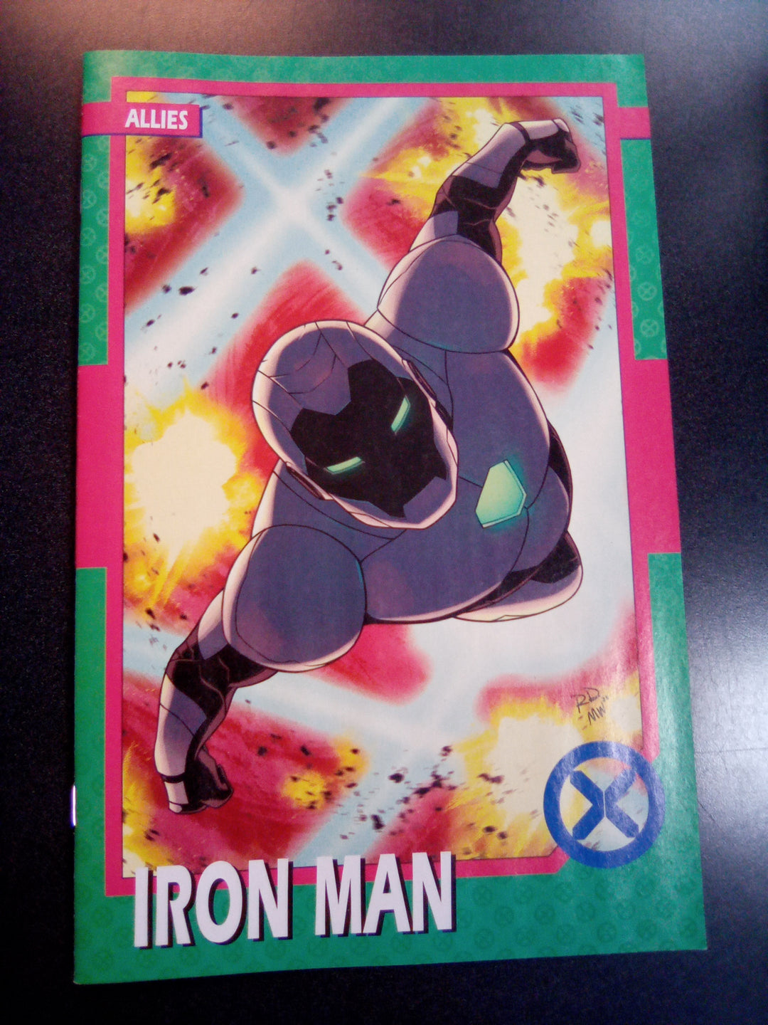 X-Men #32 Russell Dauterman Trading Card Variant
