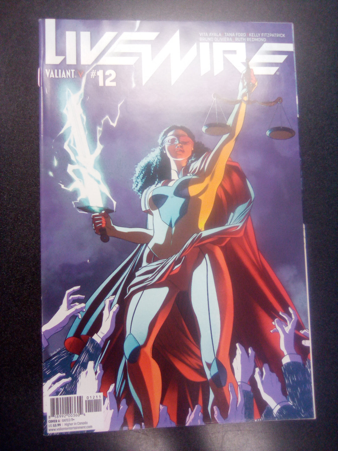 Livewire #12 Cover A Lee