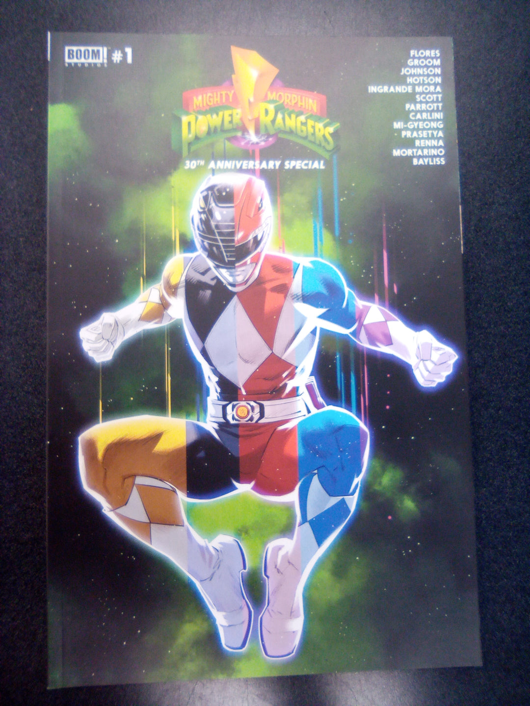 Mighty Morphin Power Rangers 30th Anniversary Special #1 Cover A Dan Mora