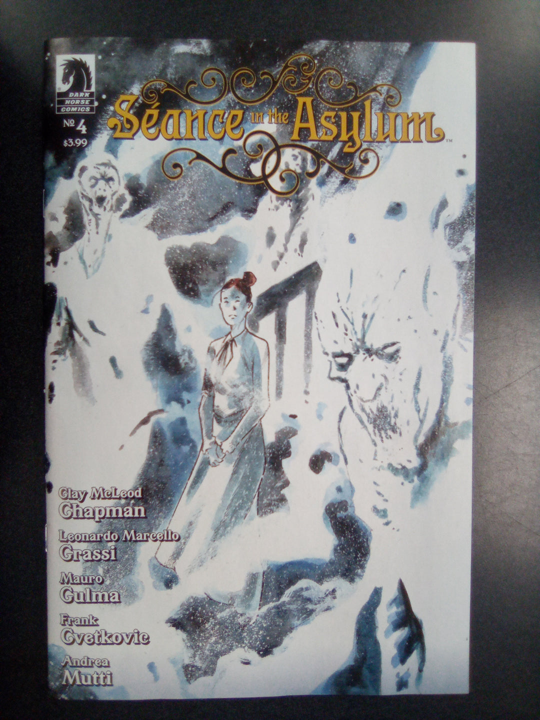 Seance In The Asylum #4 (Cover A) (Andrea Mutti)