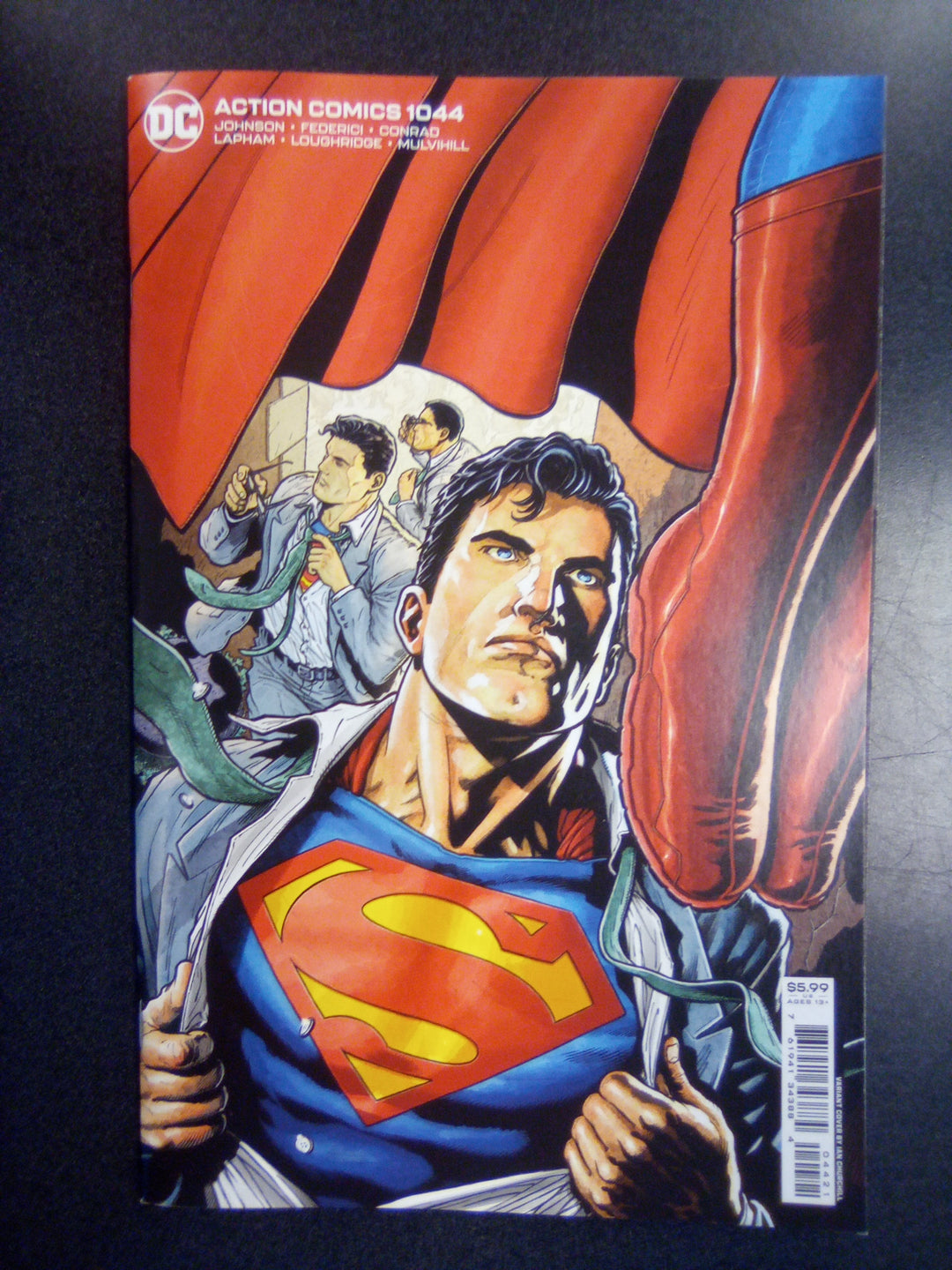 Action Comics #1044 (2022) Cover B Ian Churchill Card Stock Variant
