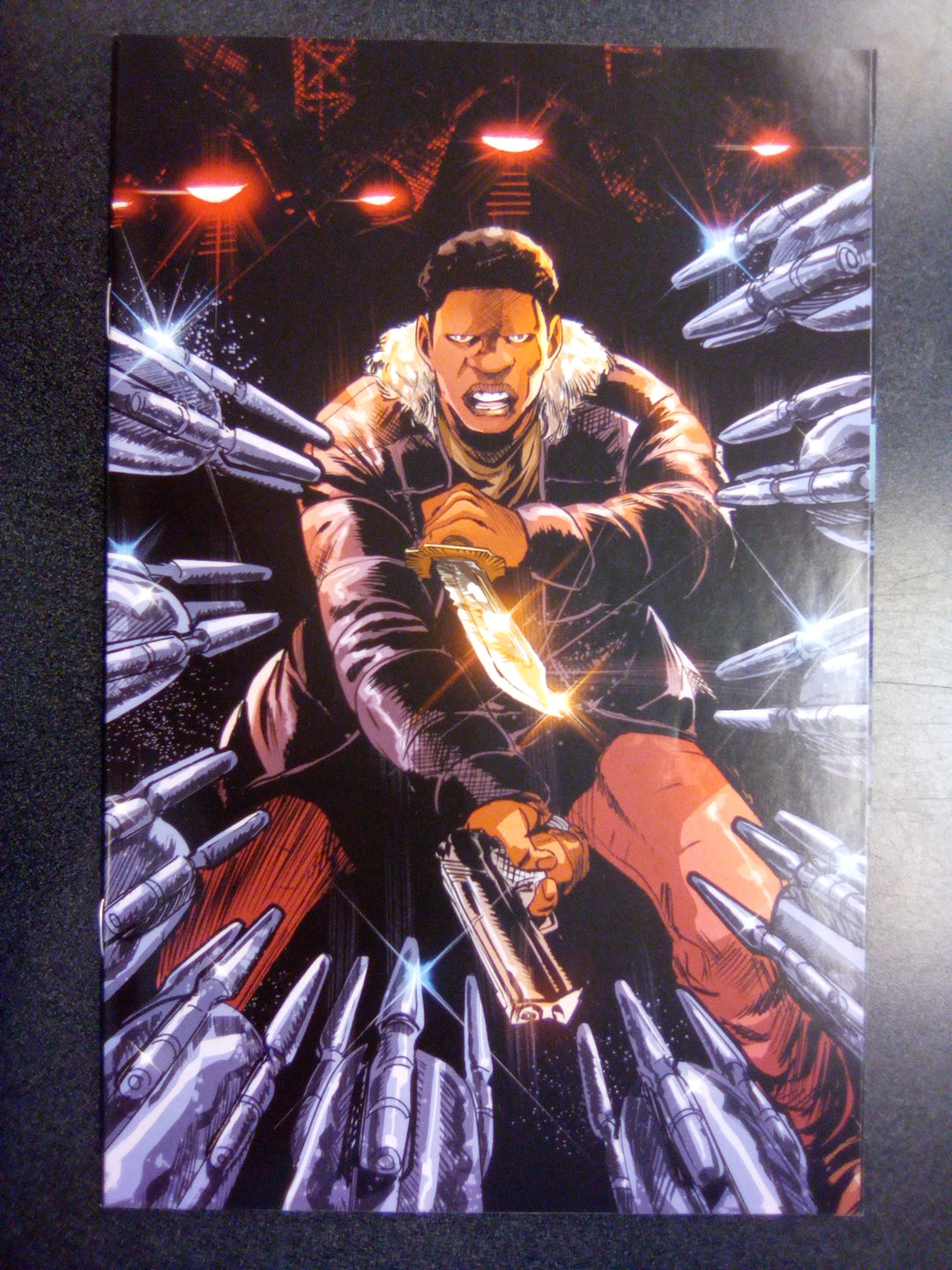 Battlestar Galactica Twilight Command #5 (2019) 1:20 Breno Tamura Virgin Variant