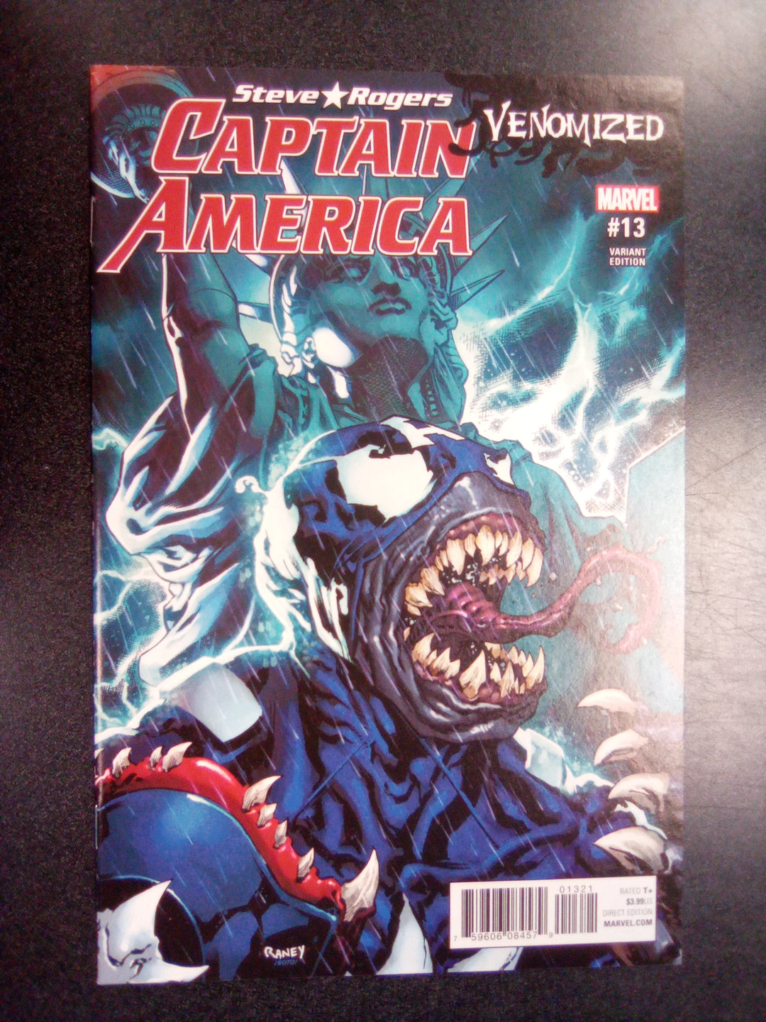 Captain America Steve Rogers #13 (2017) Tom Raney Venomized Variant