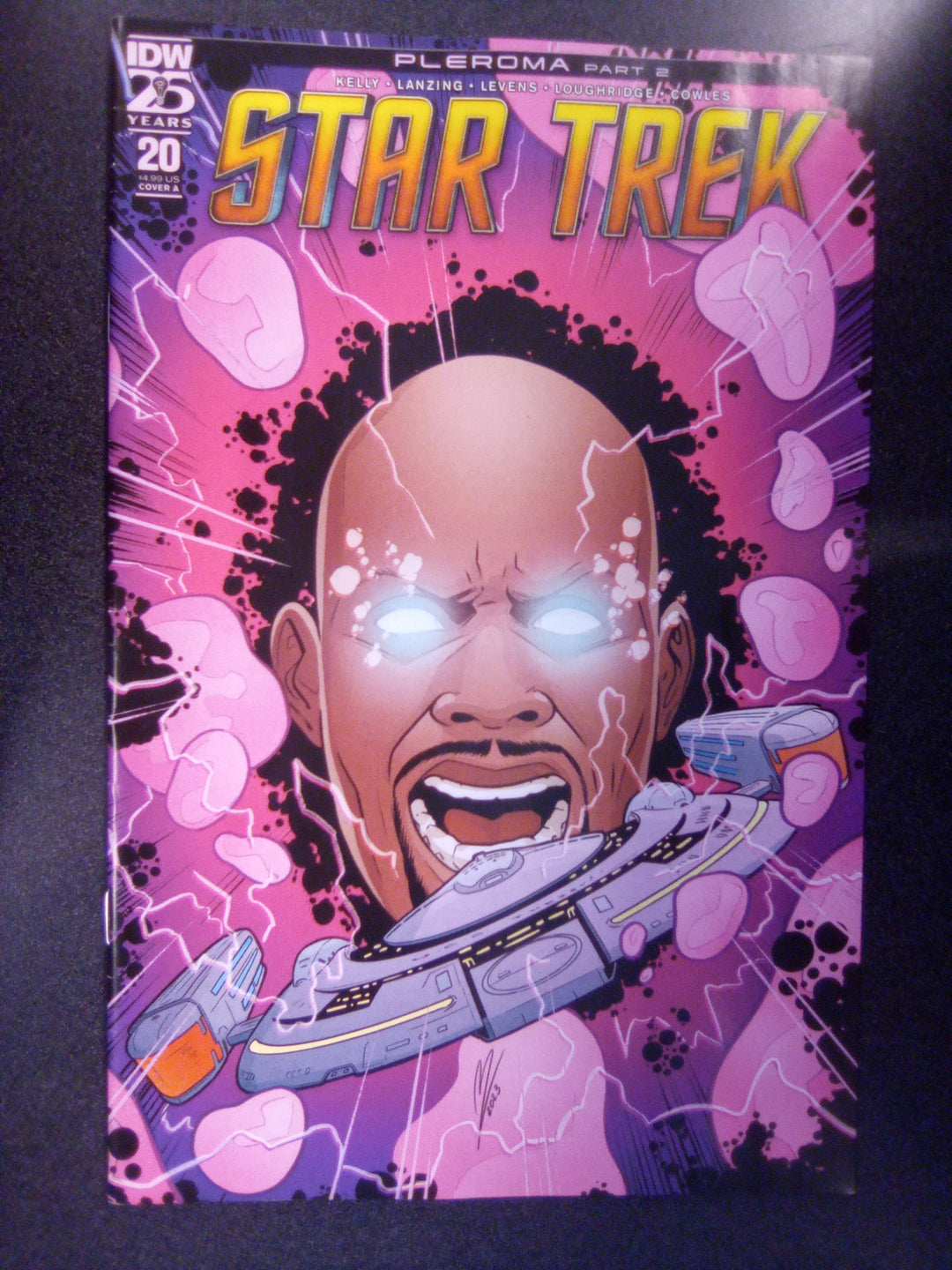 Star Trek #20 Cover A (Levens)