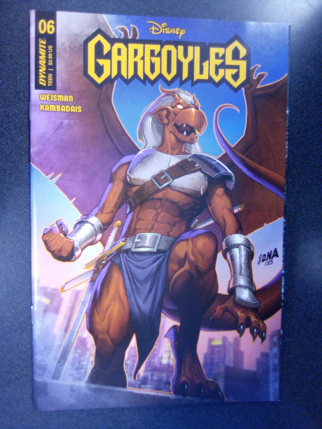 Gargoyles #6 (2023) Cover A David Nakayama