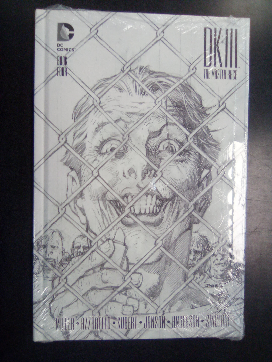 Dark Knight Iii Master Race #4 (Of 8) Collectors Ed