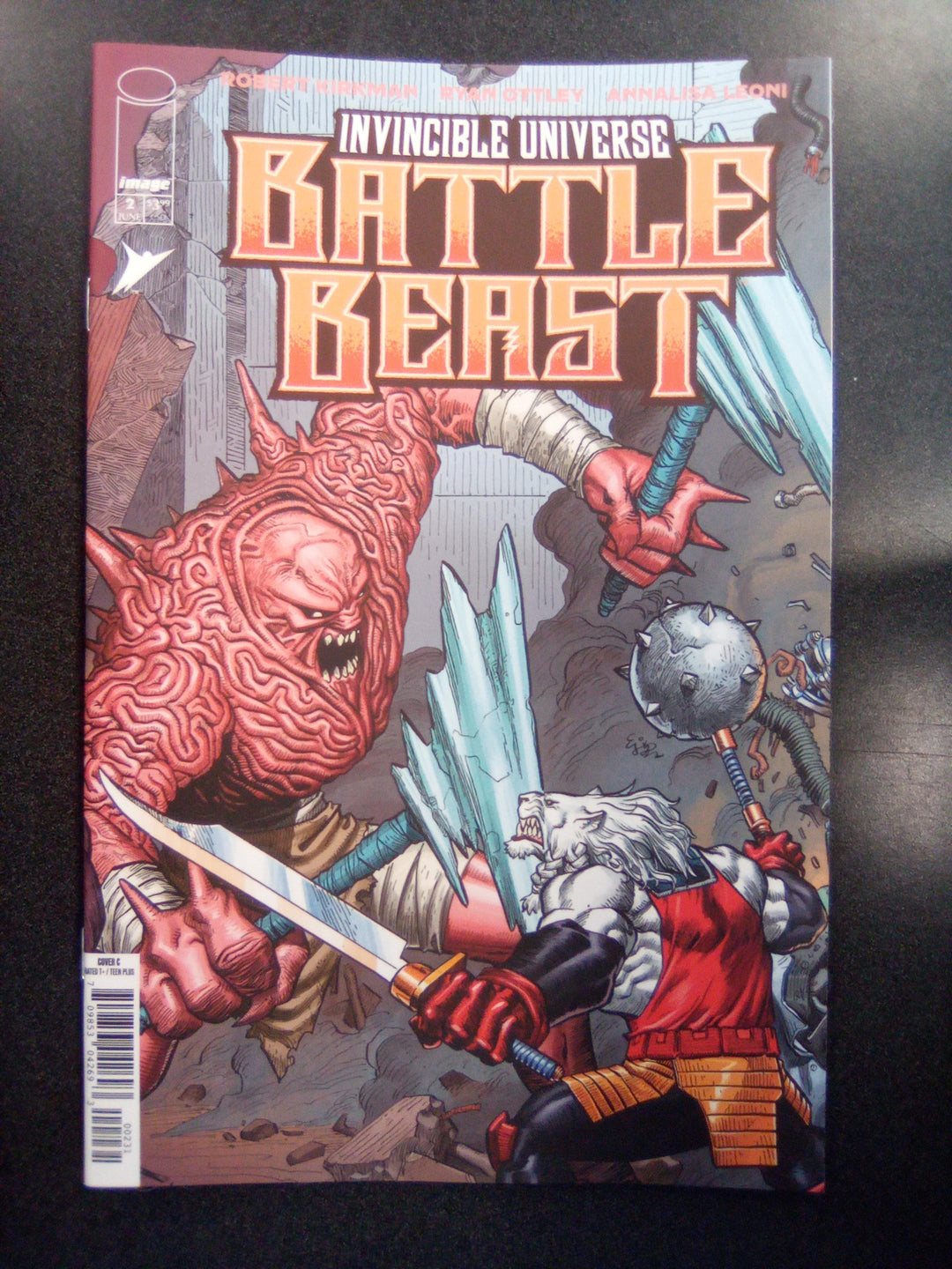 Invincible Universe Battle Beast #2 Cover C 1 in 10 Ej Su Variant