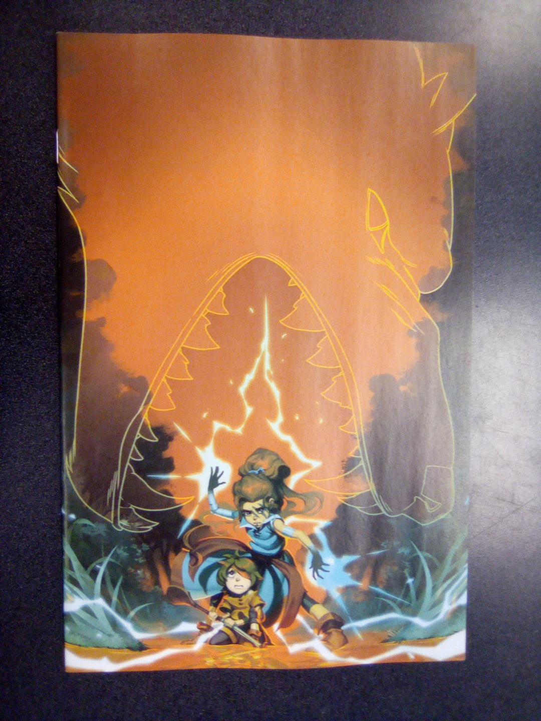 The Last Witch: Blood & Betrayal #1 D Unlockable Variant (Full Art, Glass)
