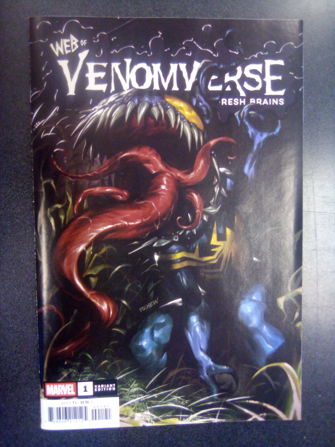 Web Of Venomverse: Fresh Brains #1 Derrick Chew Variant