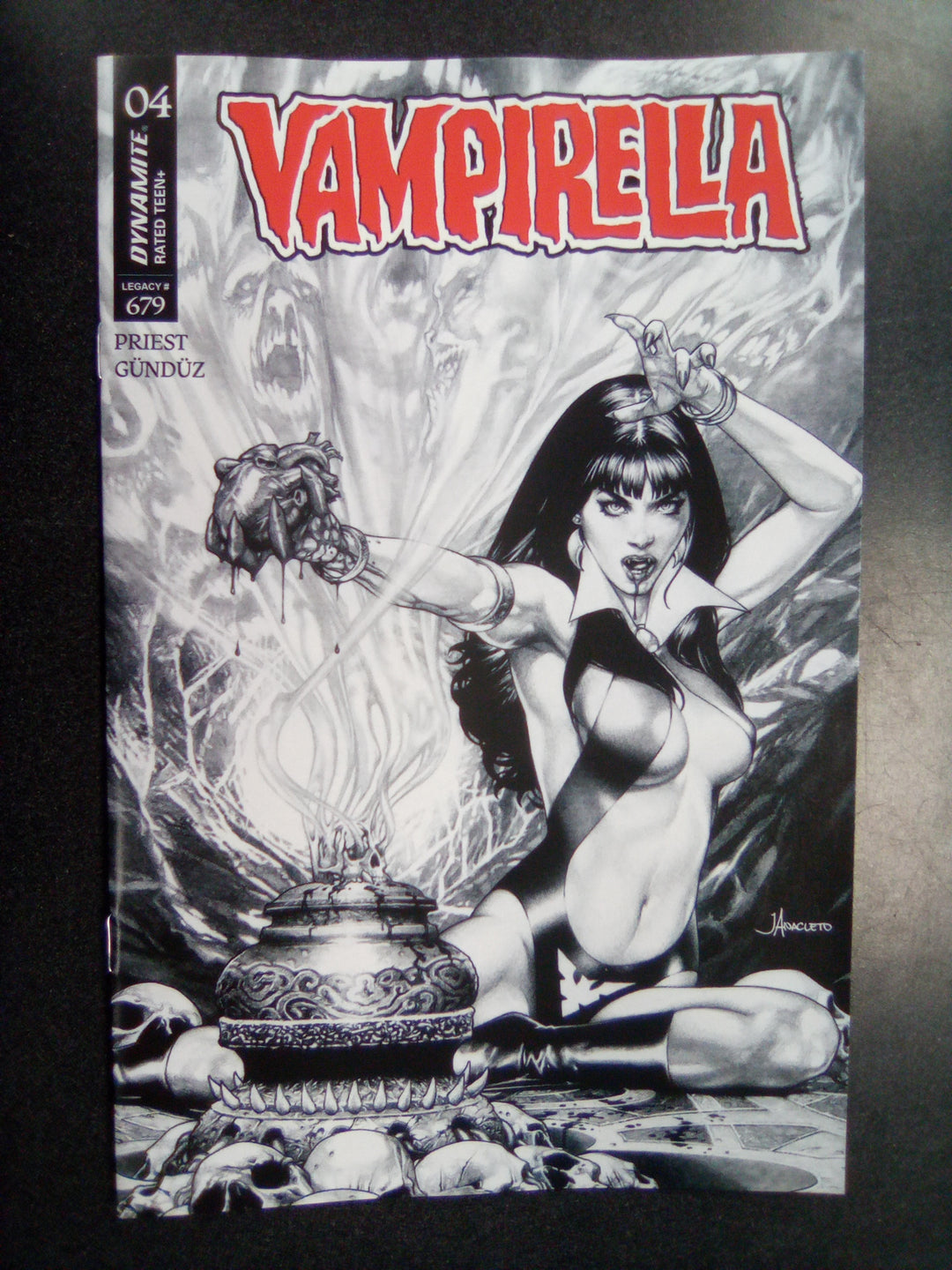 Vampirella (2025) #4 Cover J Inc 1:15 Jay Anacleto Black & White Variant