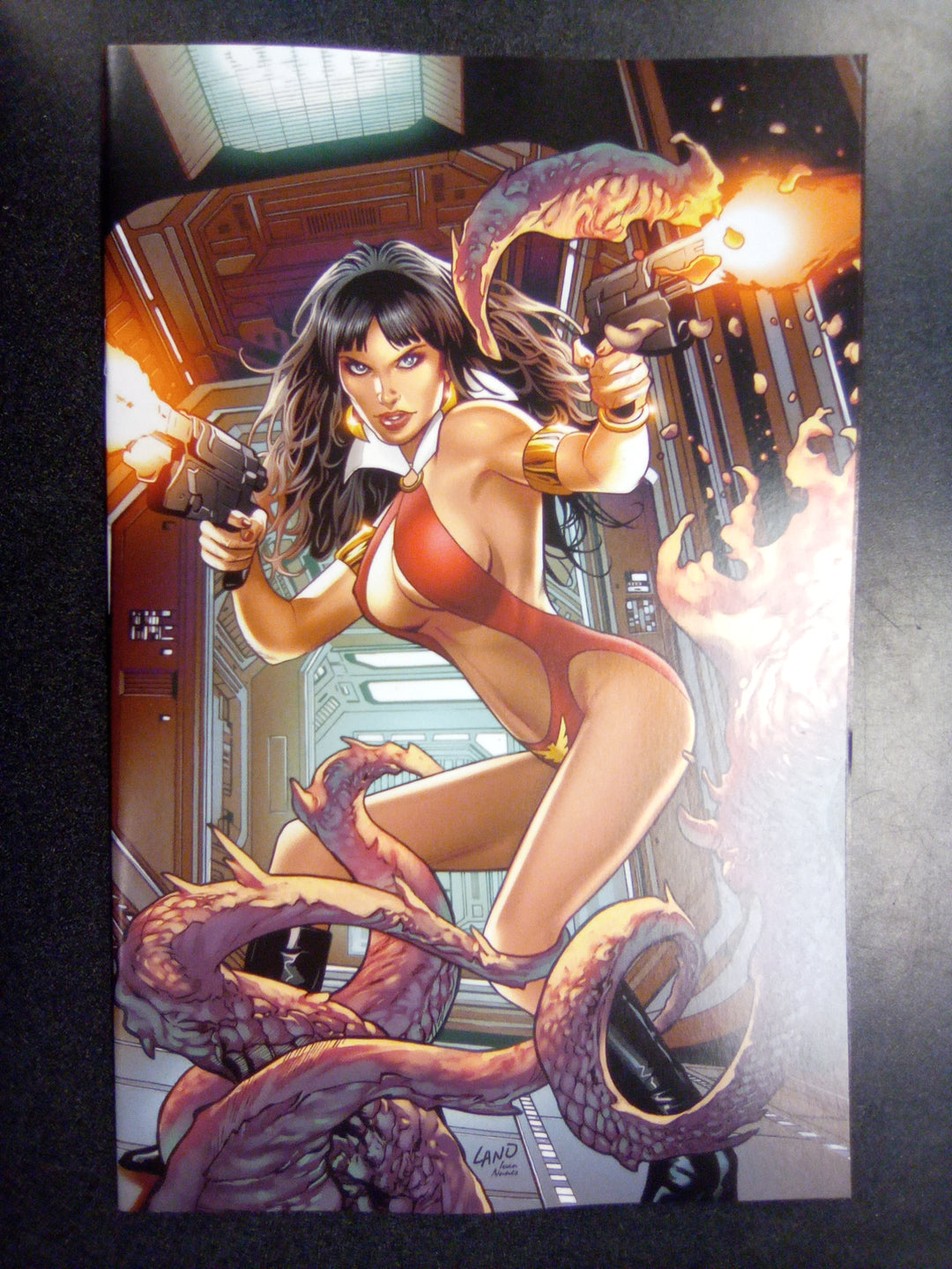 Vampirella (2025) #4 Cover N Inc 1:20 Greg Land Full Art Variant
