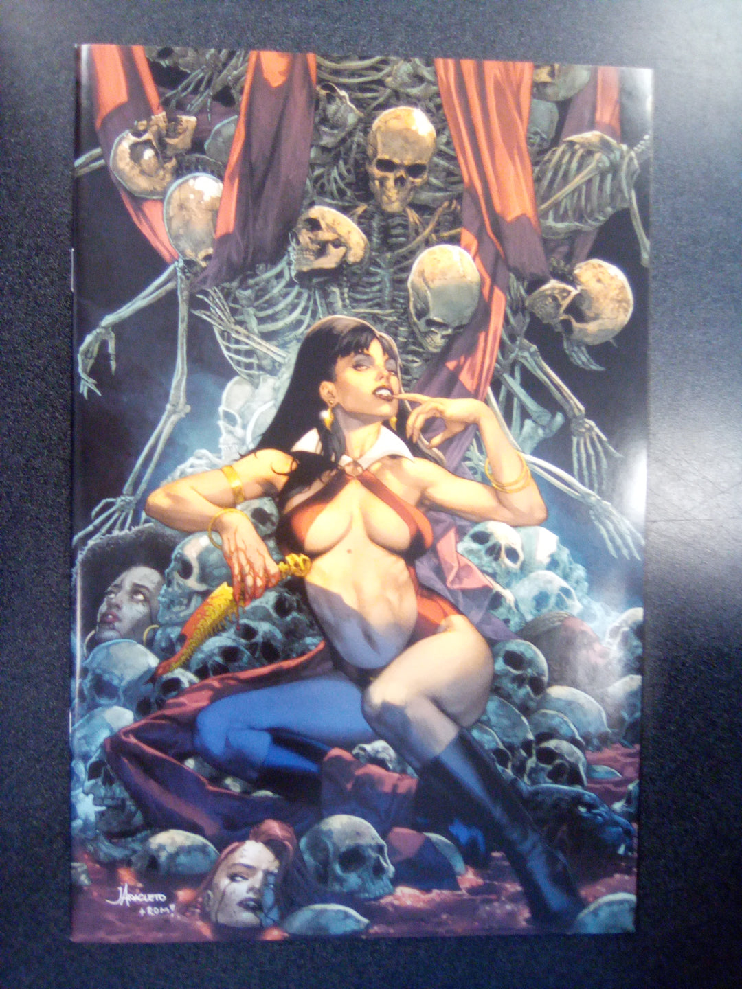 Sacred Six #8 (2021) 1:10 Anacleto Virgin Variant