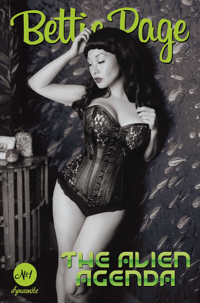 Bettie Page Alien Agenda #1 Cover G 10 Copy Variant Edition Cosplay Black & White