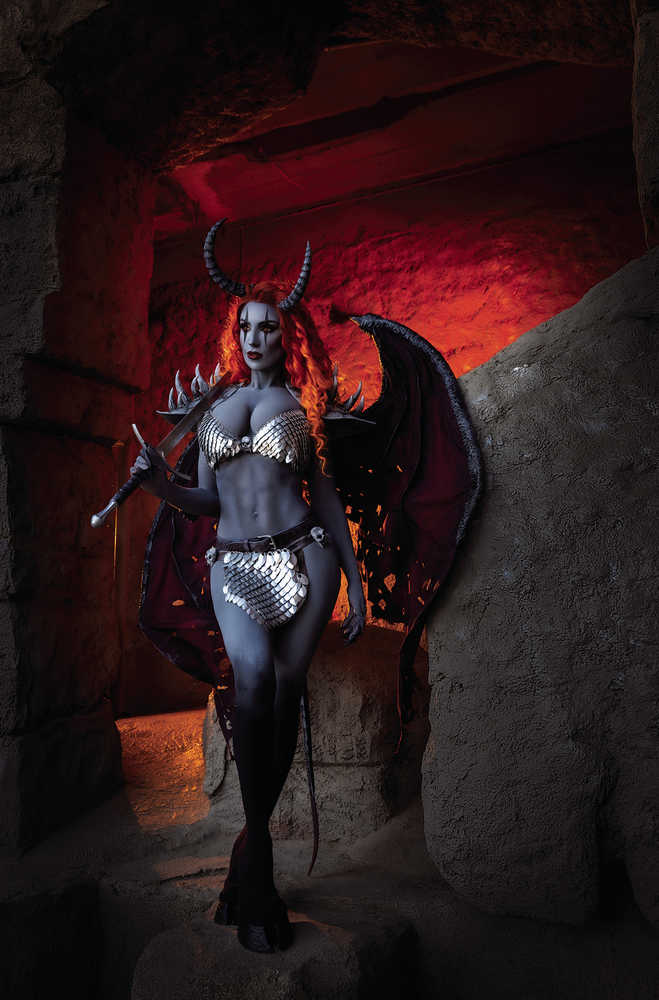 Hell Sonja #4 Cover H 20 Copy Variant Edition Cosplay Virgin