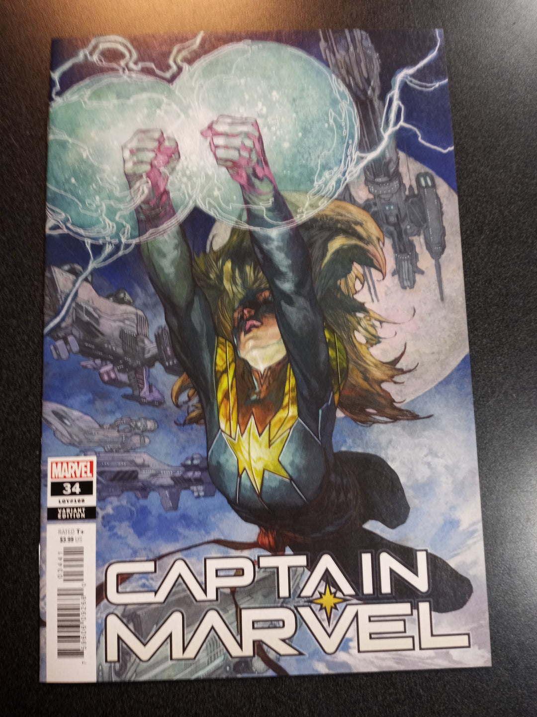 Captain Marvel #34 1:25 Simone Bianchi Variant