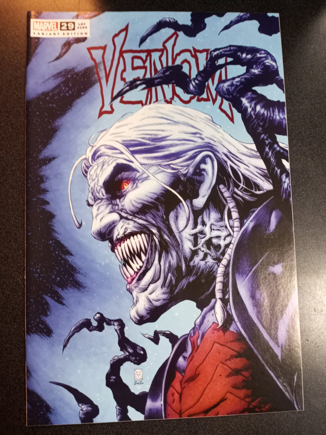 Venom #29 Valerio Giangiordano Trade Dress Variant