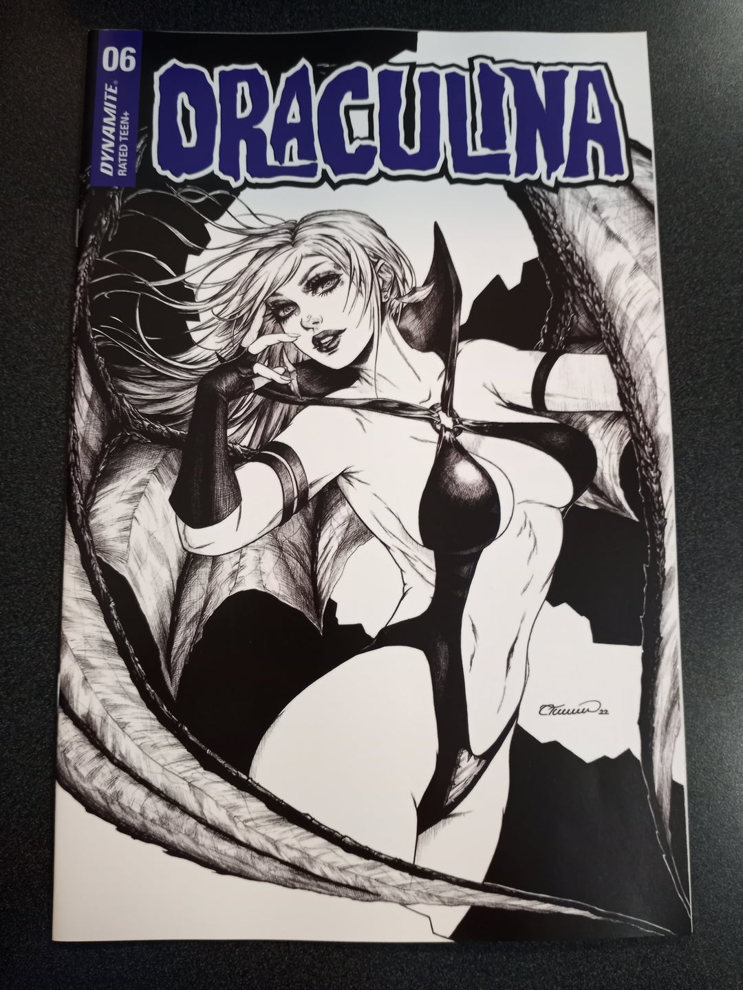 Draculina #6 Cover H 25 Copy Variant Edition Turner Black & White