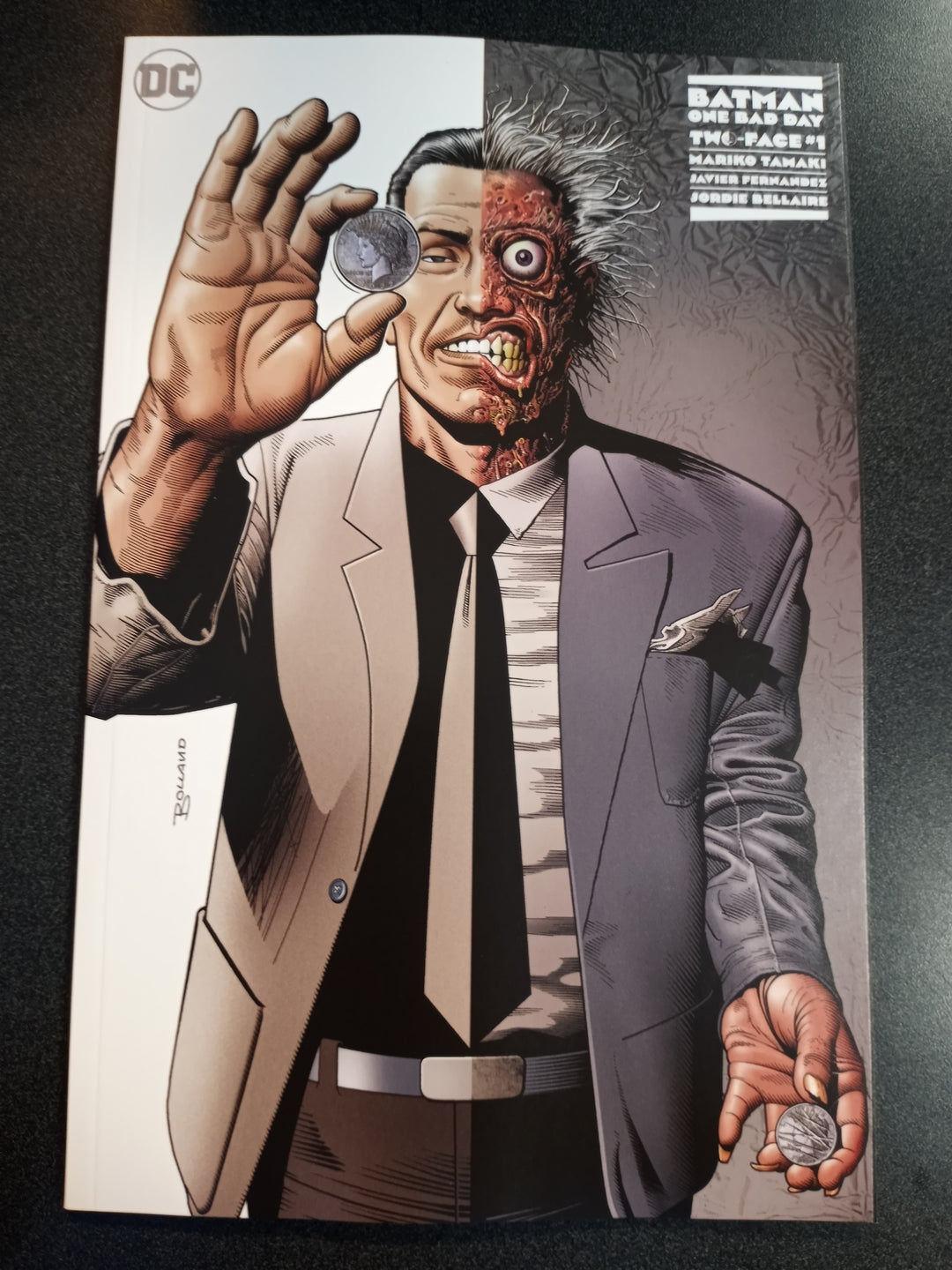 Batman One Bad Day Two-Face #1 (One Shot) Cover E 1 in 100 Brian Bolland Variant