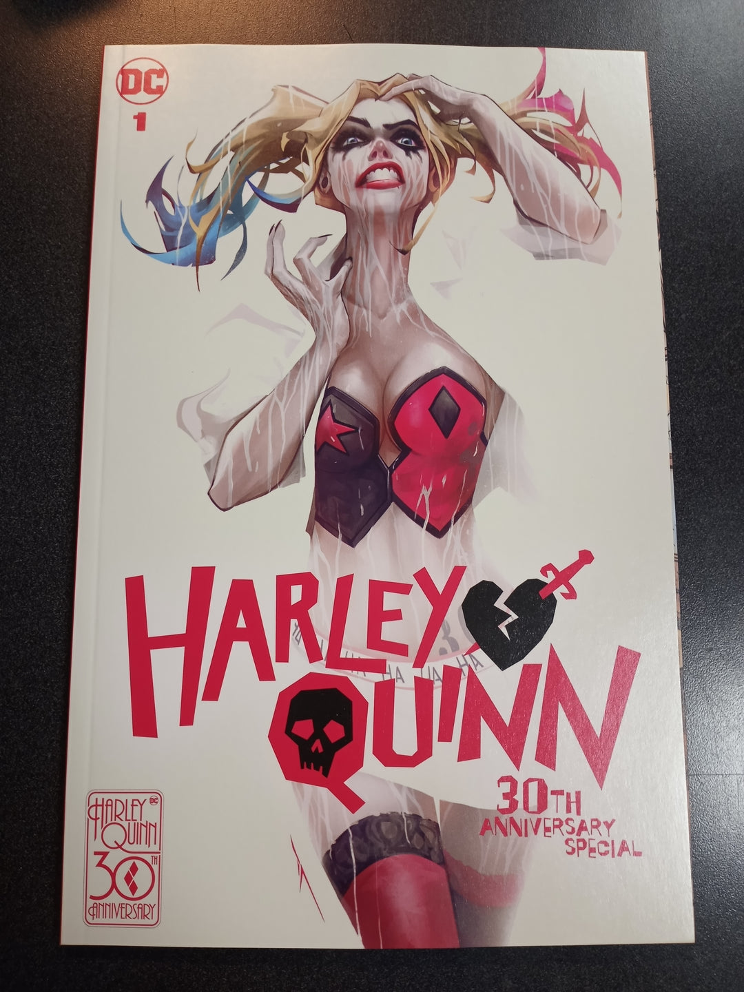 Harley Quinn 30th Anniversary Special #1 Ivan Tao Trade Dress Variant