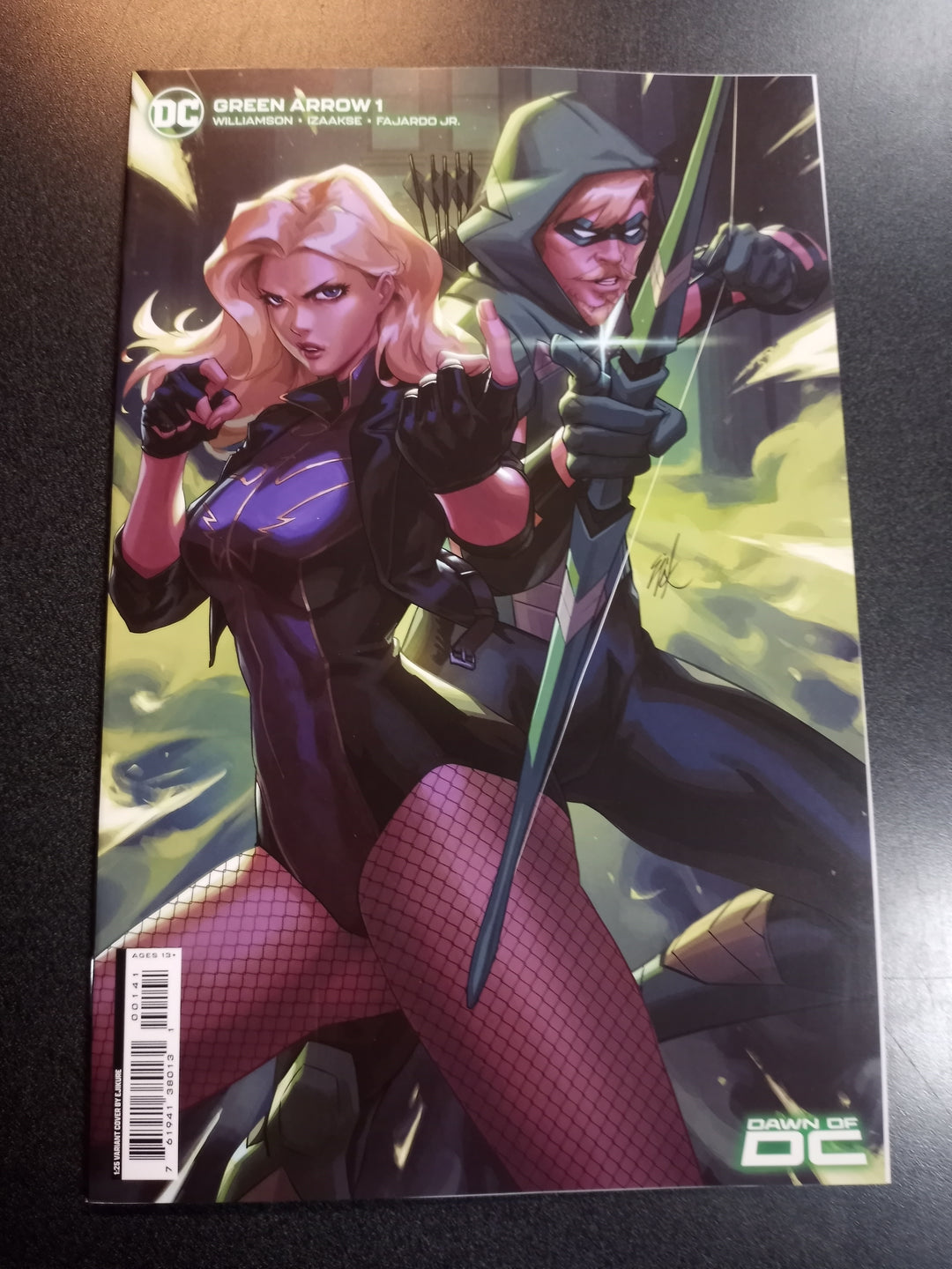 Green Arrow #1 (Of 6) Cover E 1 in 25 Ejikure Card Stock Variant