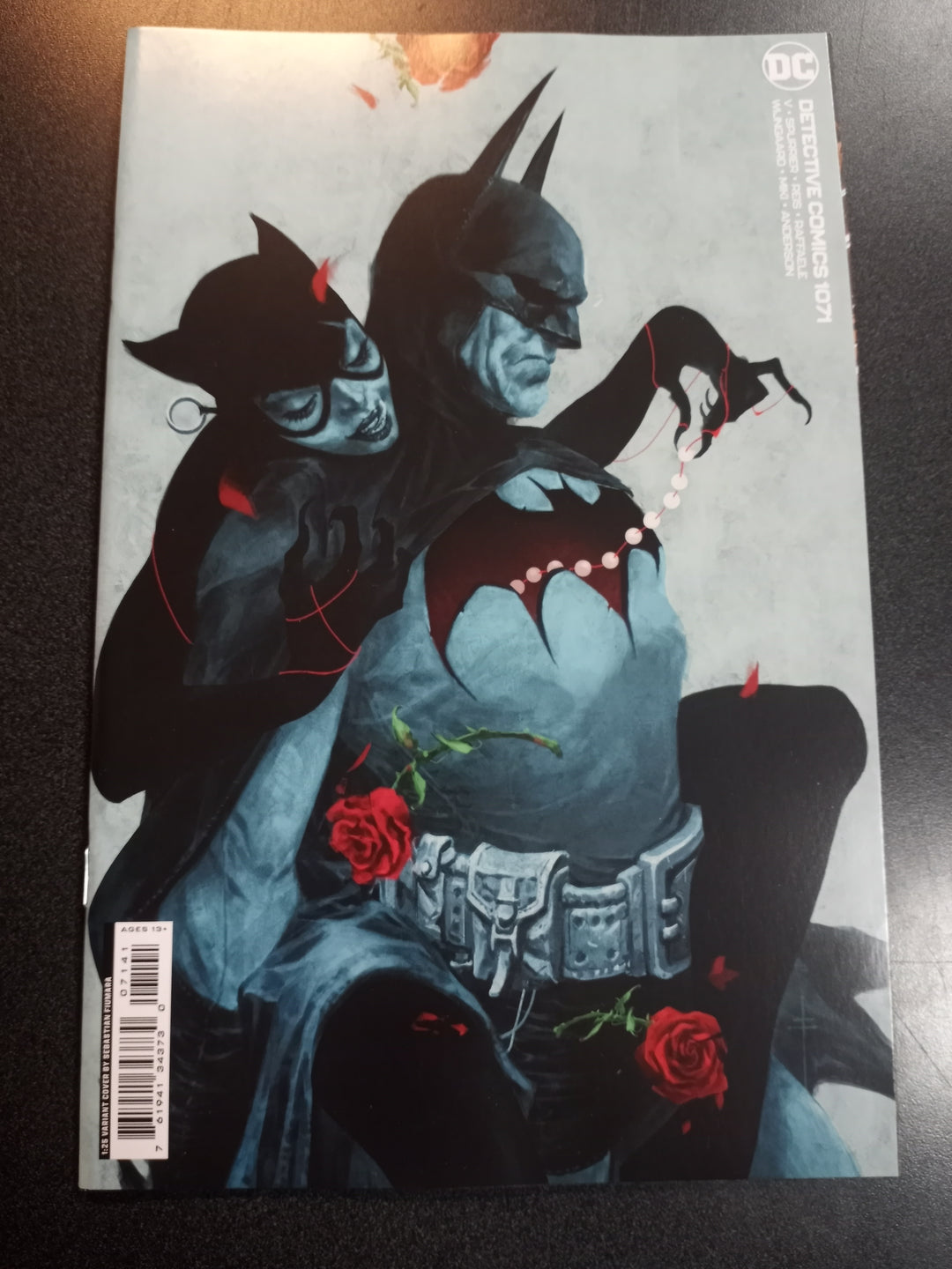 Detective Comics #1071 Cover D 1 in 25 Sebastian Fiumara Card Stock Variant