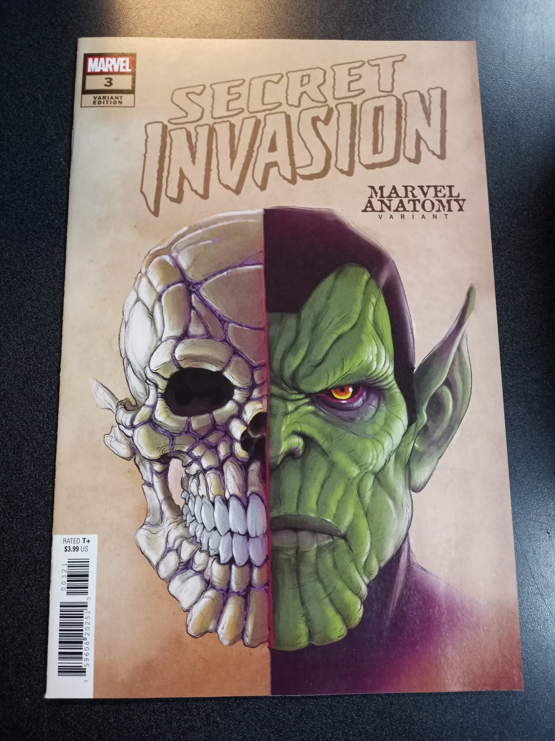 Secret Invasion #3 (Of 5) Marvel Anatomy Lobe Variant