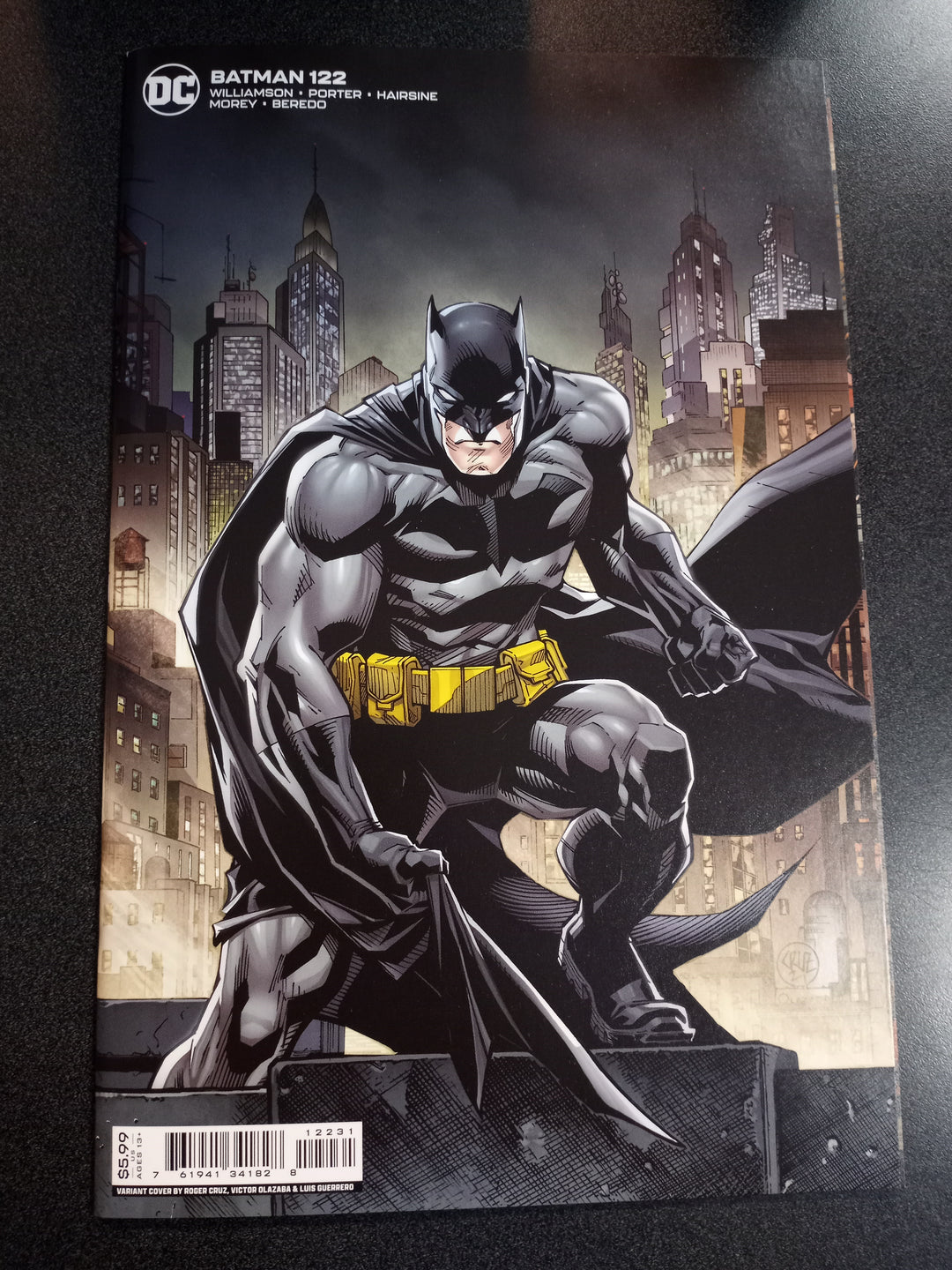 Batman #122 Cover C 1 in 25 Roger Cruz & Victor Olazaba Connecting Card Stock Variant (Shadow War)