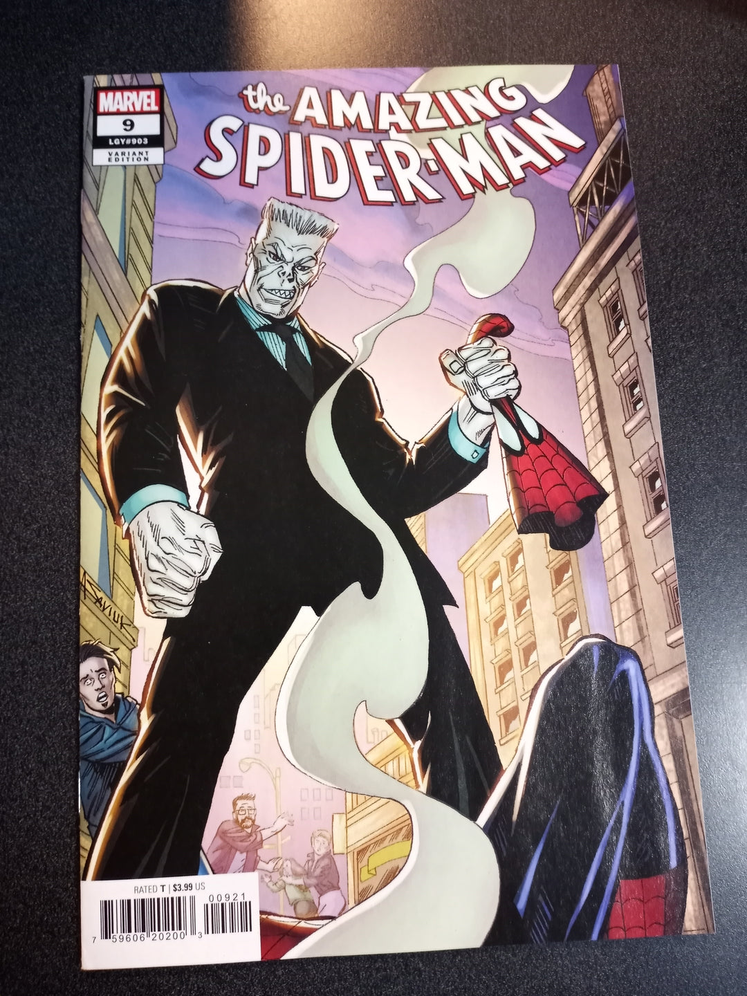 Amazing Spider-Man #9 Saviuk Variant