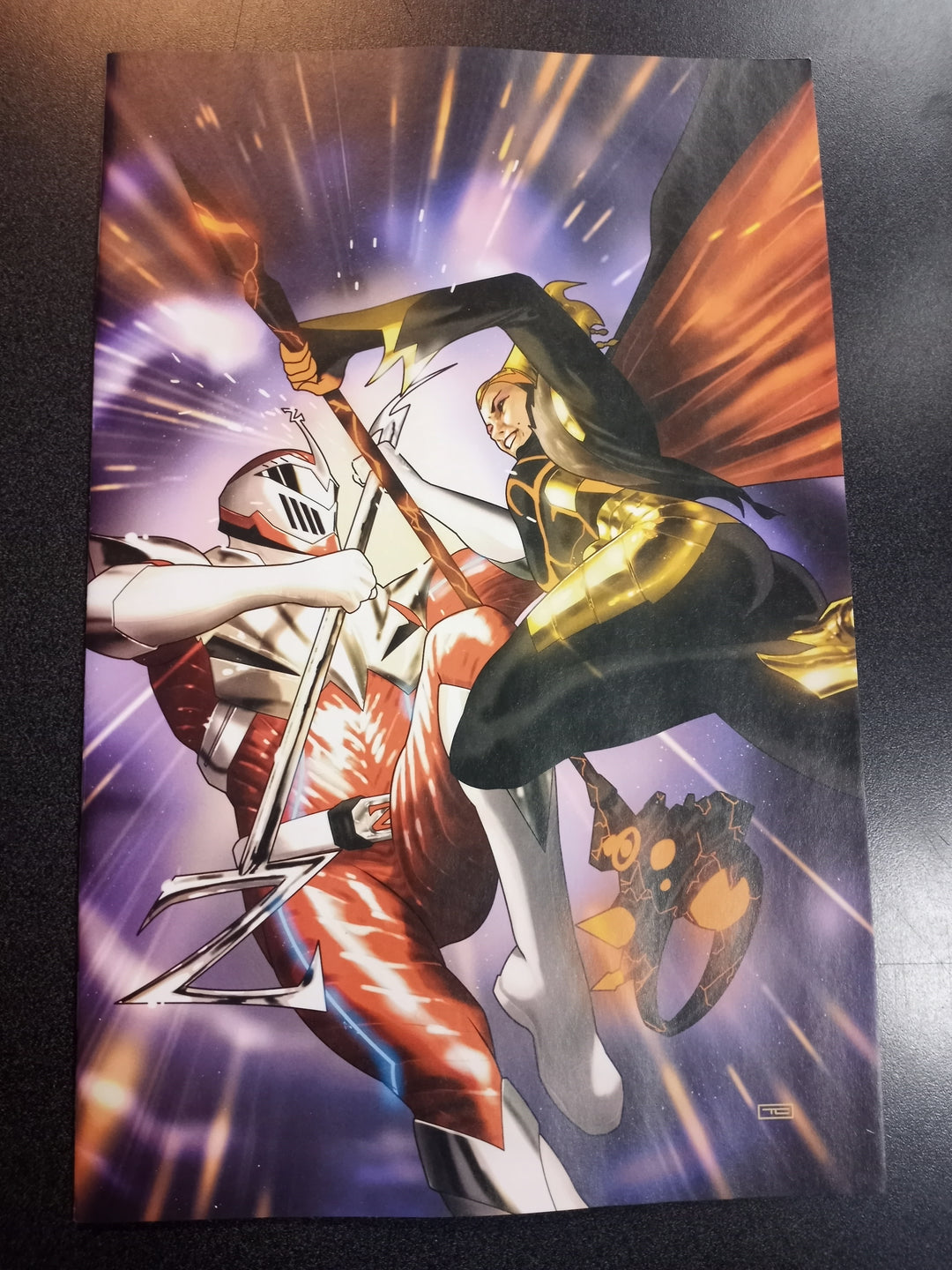 Mighty Morphin Power Rangers #109 Cover E Unlockable Variant