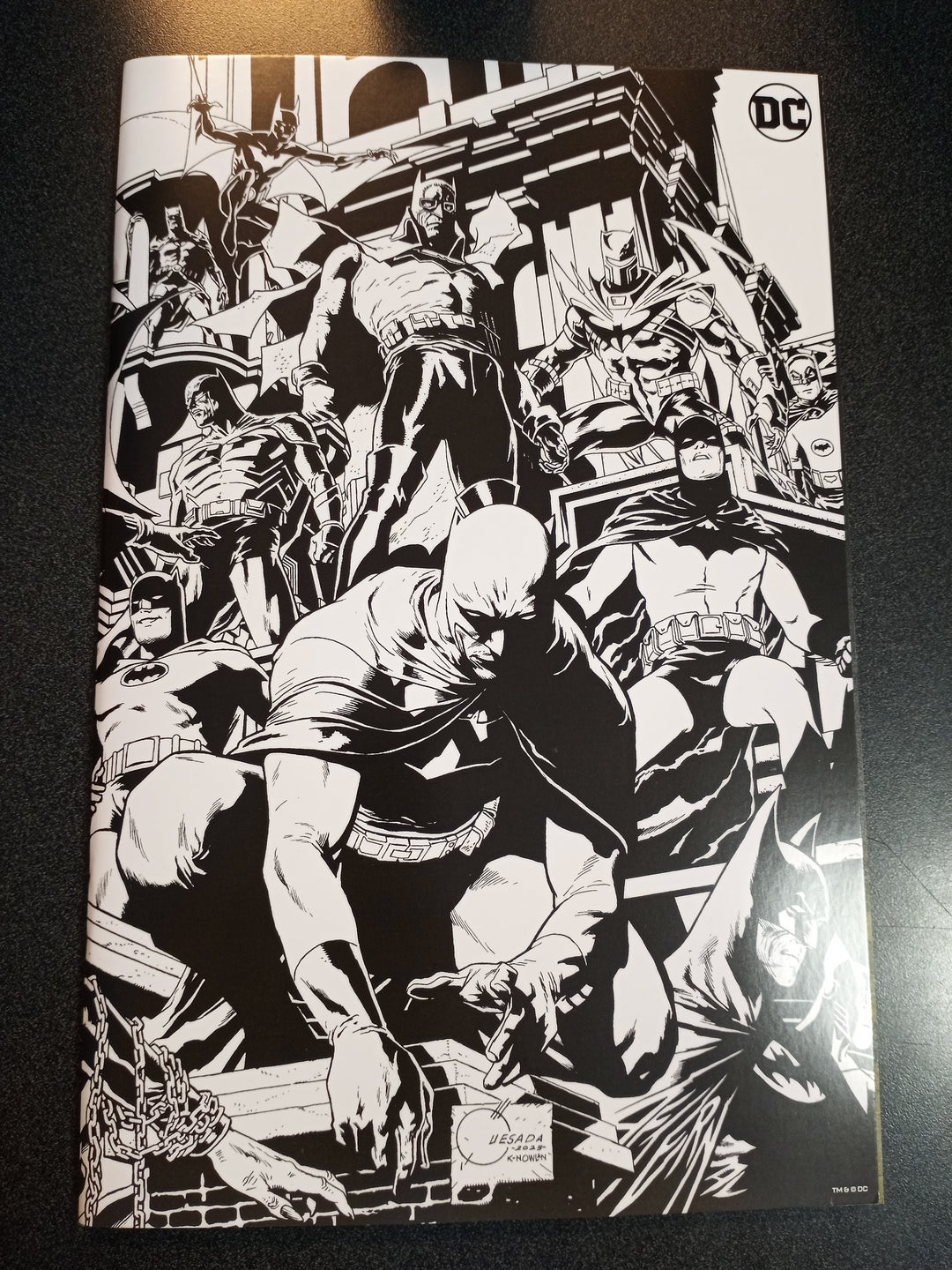 Batman #135 Cover K 1 in 100 Joe Quesada Black & White Wraparound Card Stock Variant (#900)