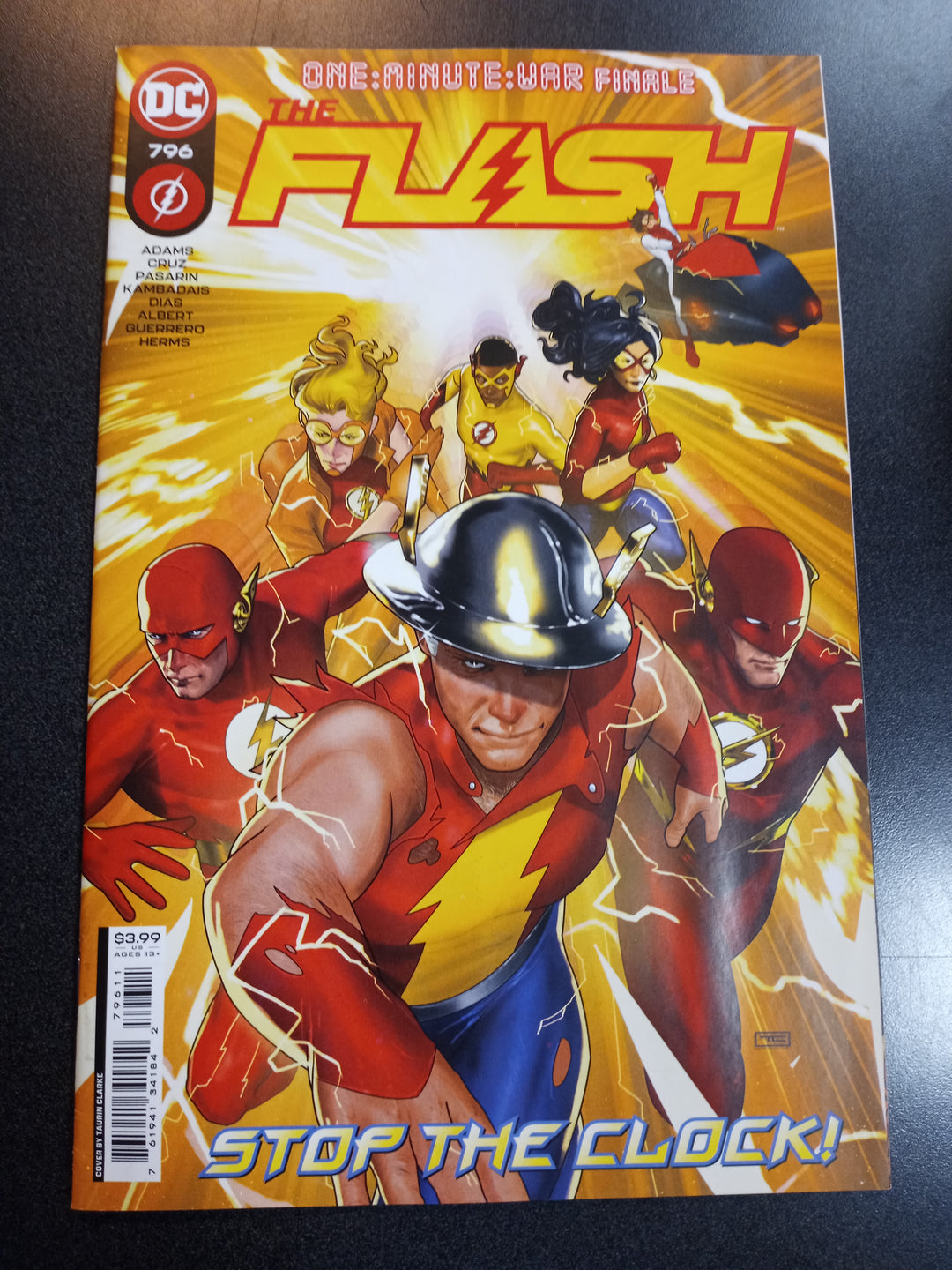 Flash #796 Cover A Taurin Clarke (One-Minute War)