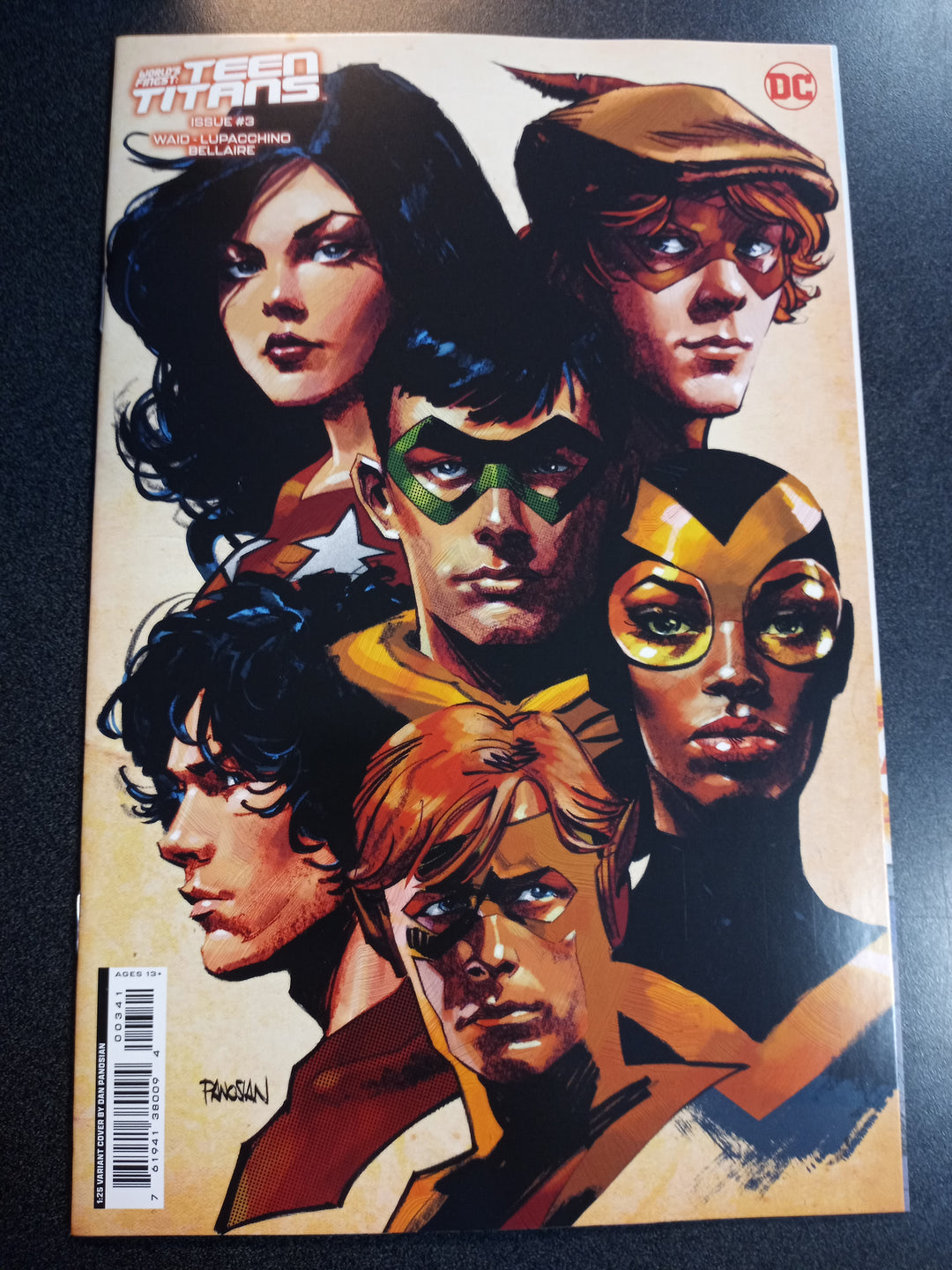 Worlds Finest Teen Titans #3 (Of 6) Cover D 1 in 25 Dan Panosian Card Stock Variant