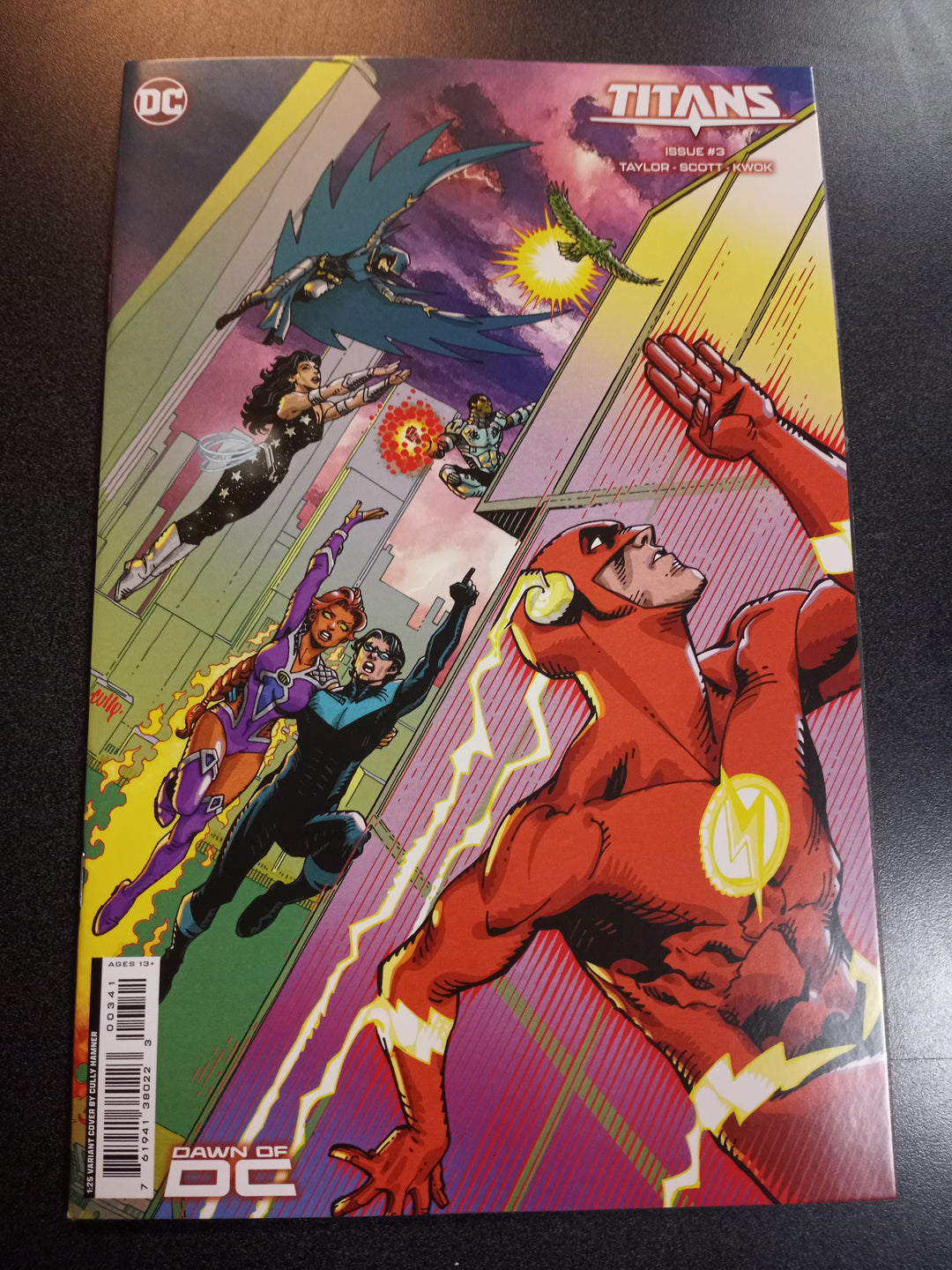 Titans #3 Cover D 1 in 25 Cully Hamner Card Stock Variant