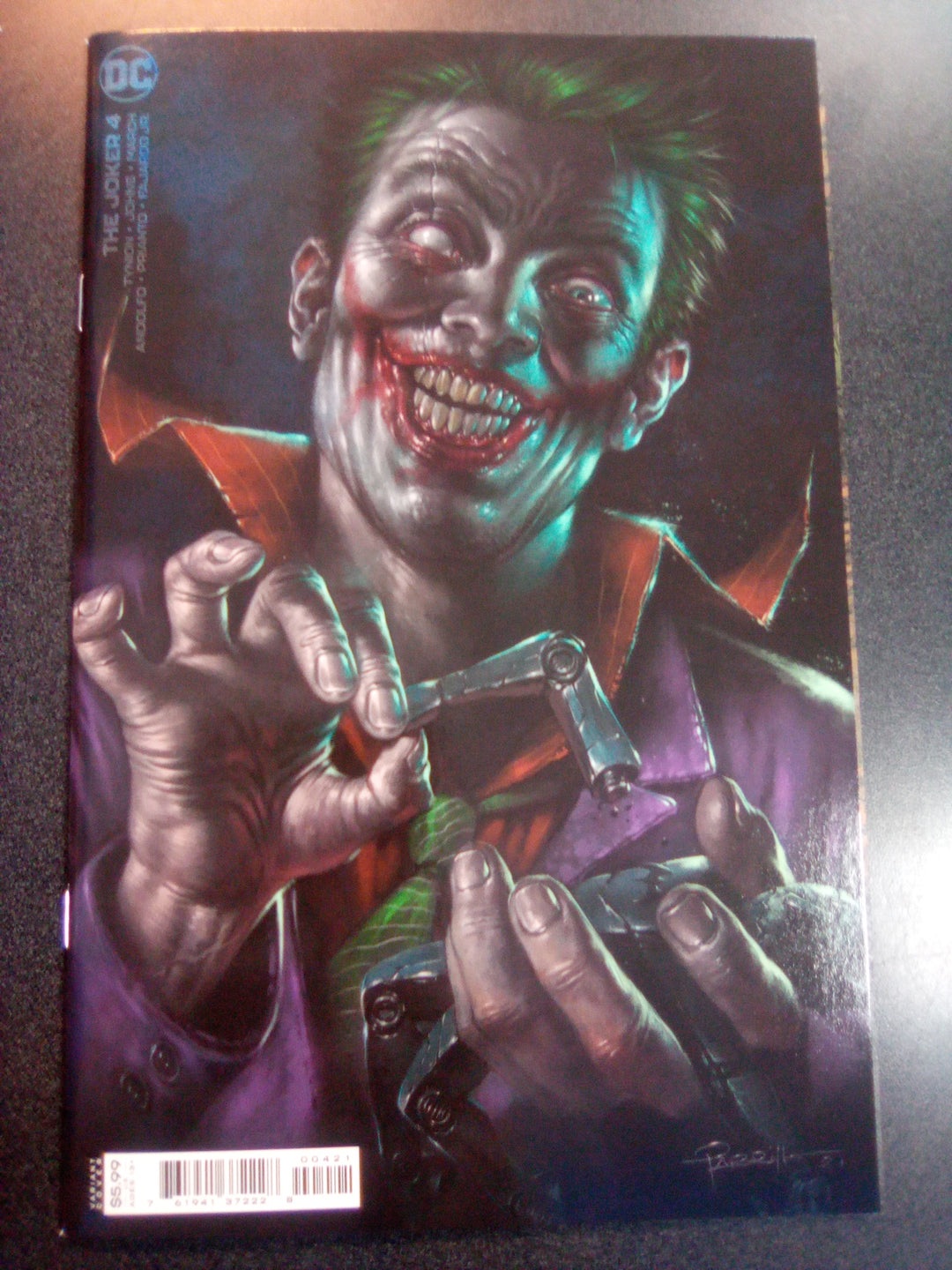 Joker #4 Cover B Lucio Parrillo Variant