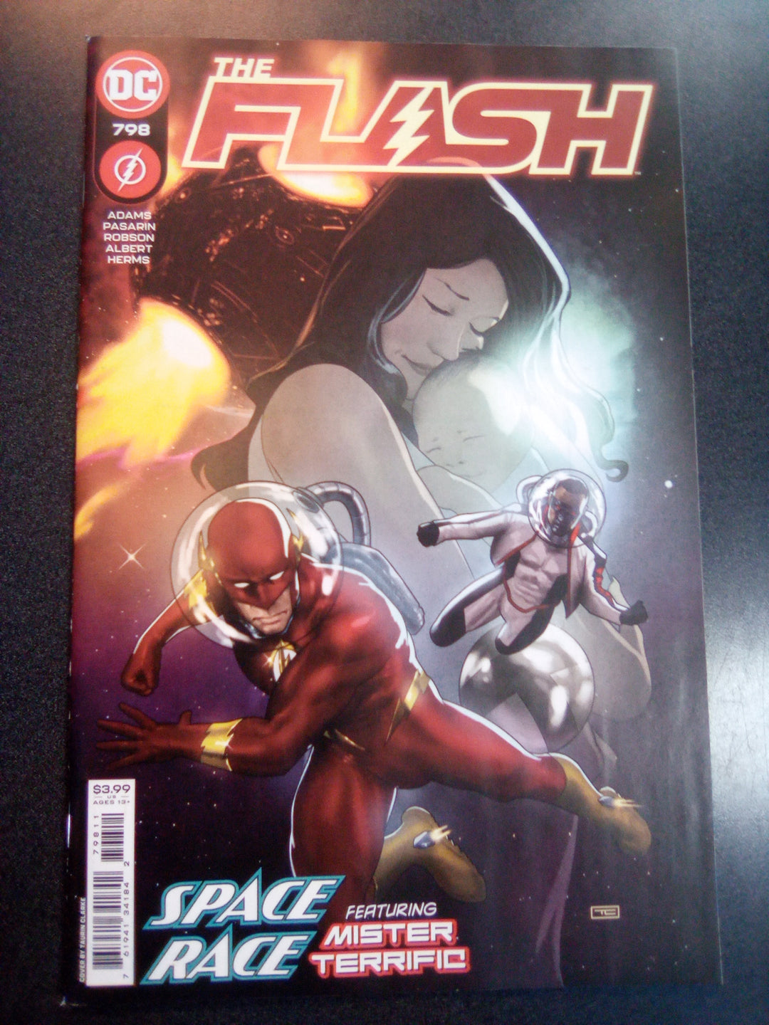 Flash #798 Cover A Taurin Clarke