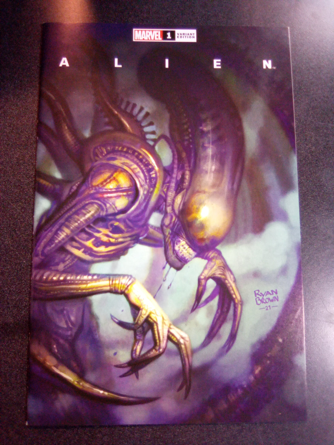 Alien #1 Ryan Brown Cover A Trade Dress Variant