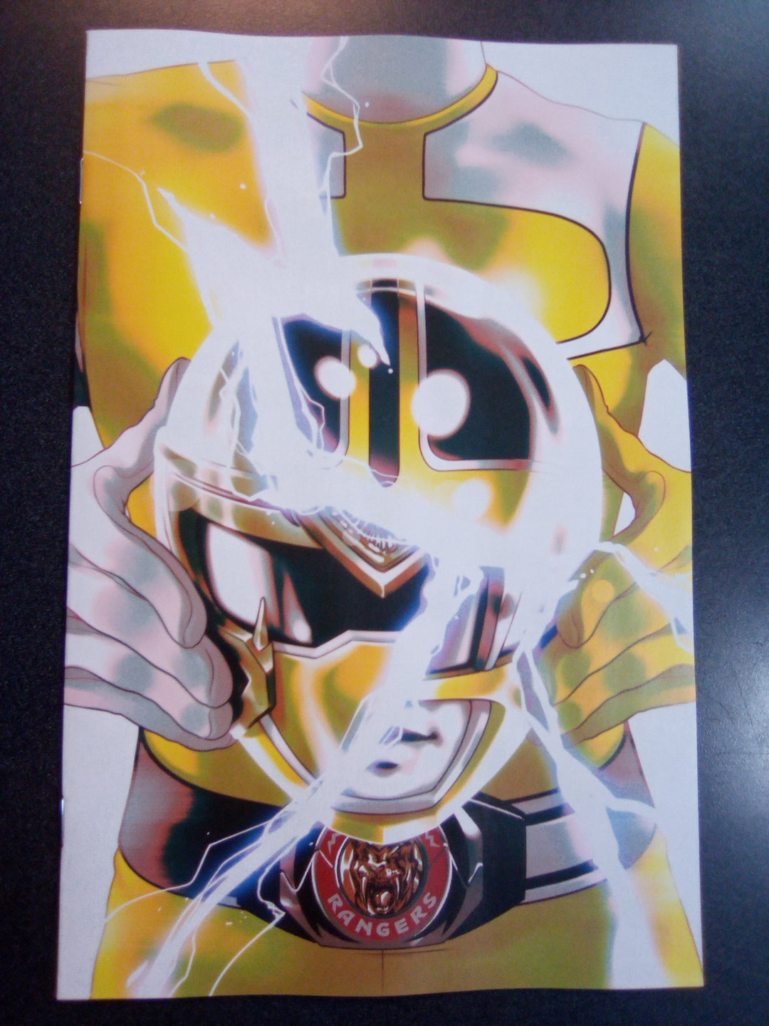 Mighty Morphin Power Rangers #115 Cover H Unlockable Variant