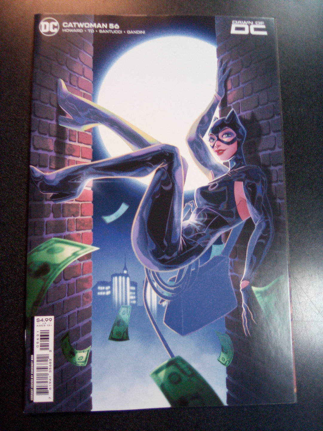 Catwoman #56 Cover C Sweeney Boo Card Stock Variant