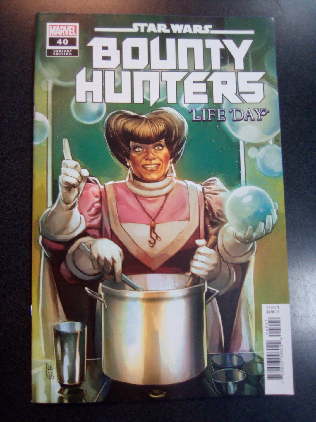 Star Wars: Bounty Hunters #40 Rod Reis Life Day Variant