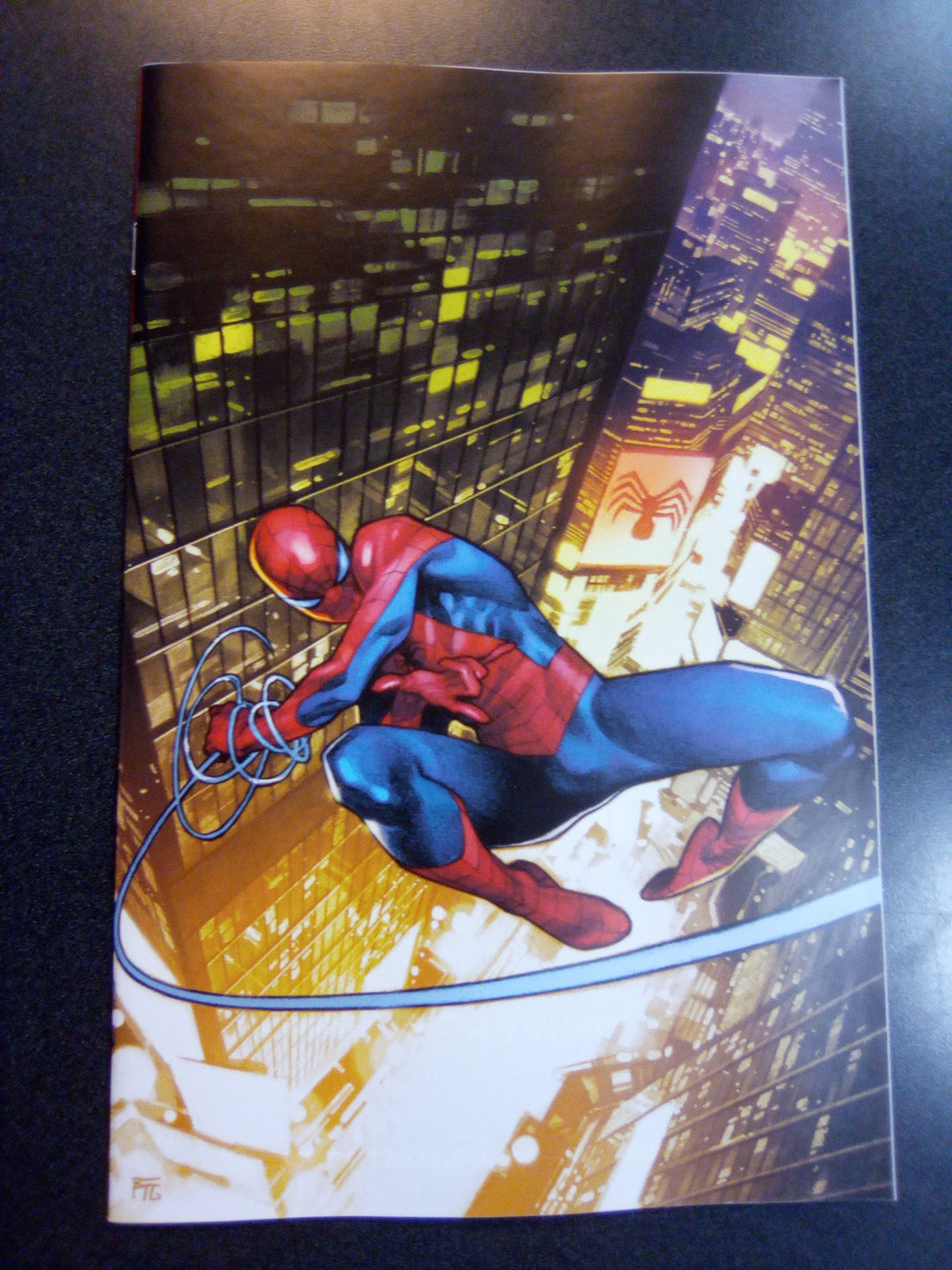 Ultimate Spider-Man #2 1:100 Dike Ruan Full Art Variant