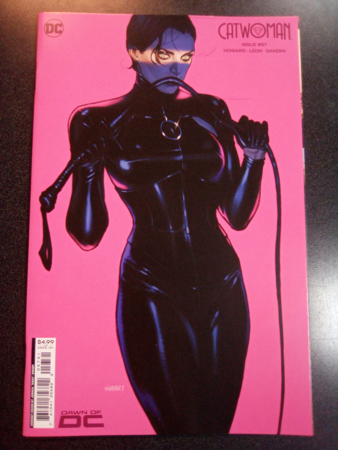 Catwoman #57 Cover C Joshua Sway Swaby Card Stock Variant (Batman Catwoman The Gotham War)