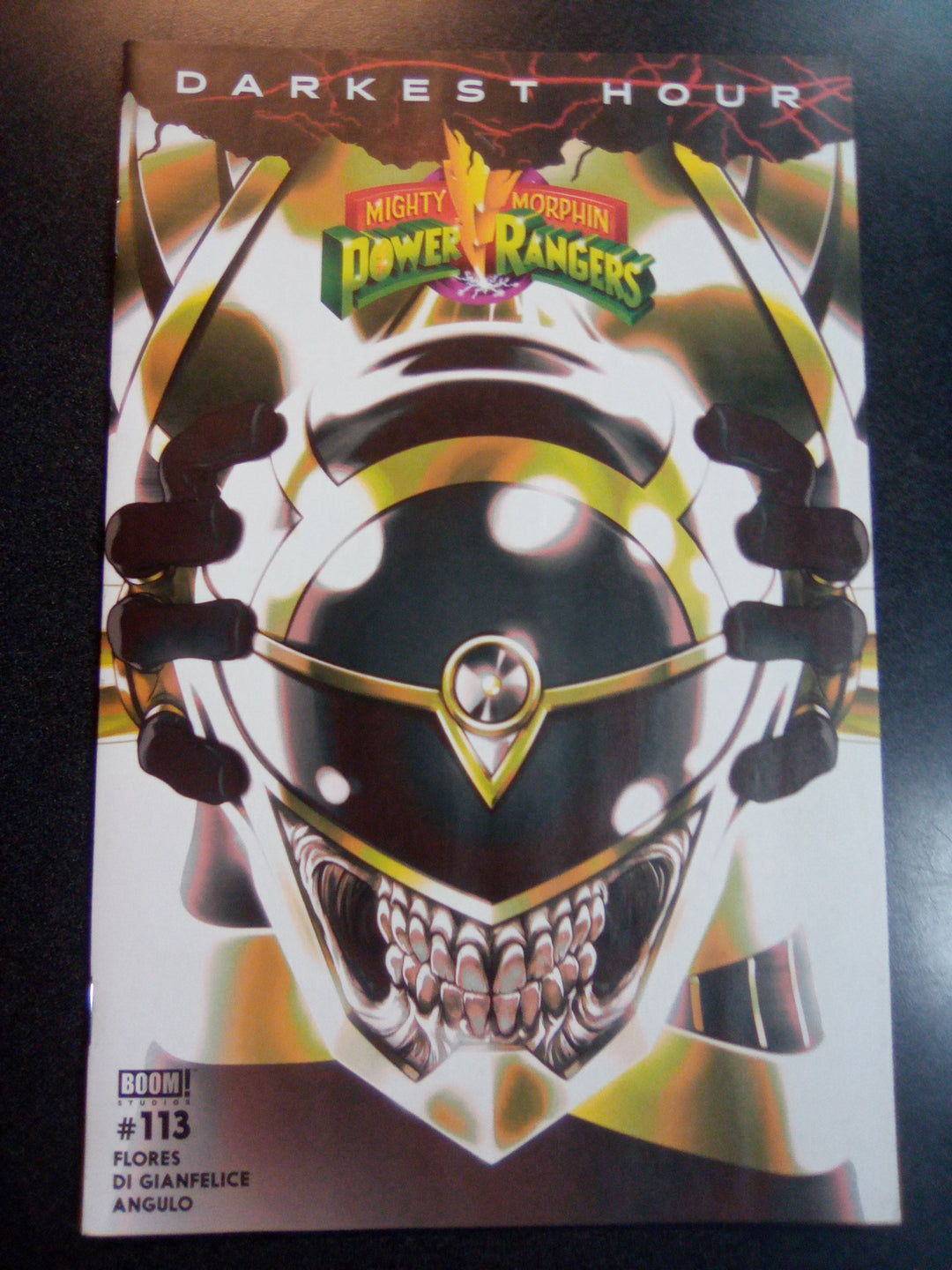 Mighty Morphin Power Rangers #113 Cover C Helmet Variant Montes (C