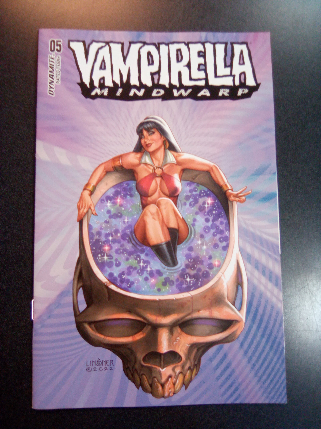 Vampirella Mindwarp #5 Cover A Linsner