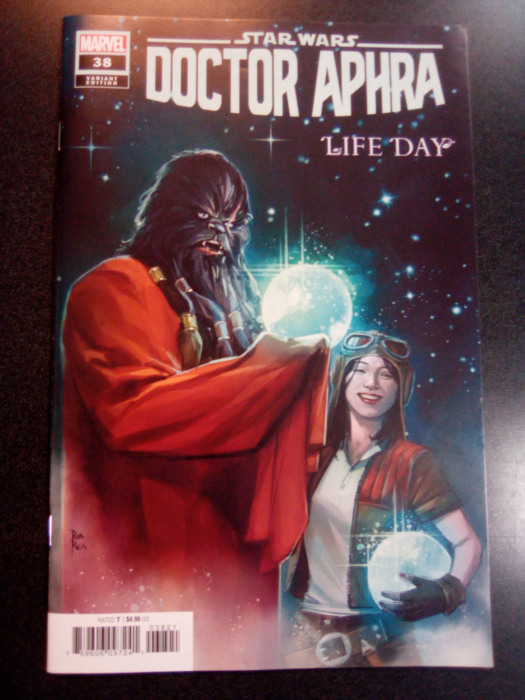 Star Wars: Doctor Aphra #38 Rod Reis Life Day Variant