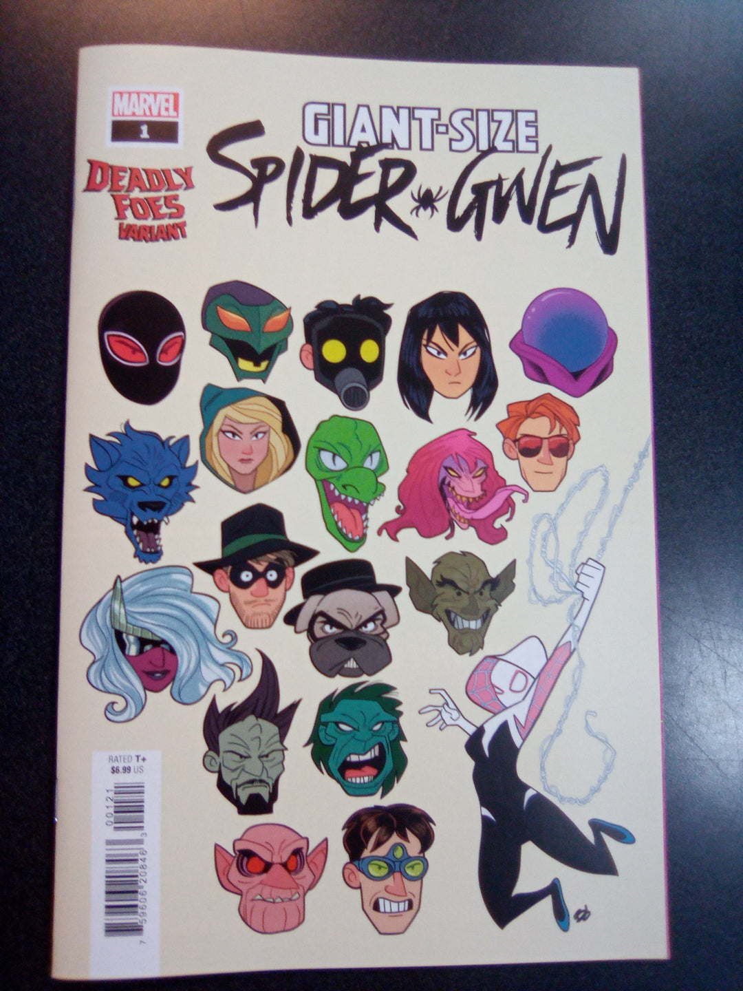 Giant-Size Spider-Gwen #1 Dave Bardin Deadly Foes Variant