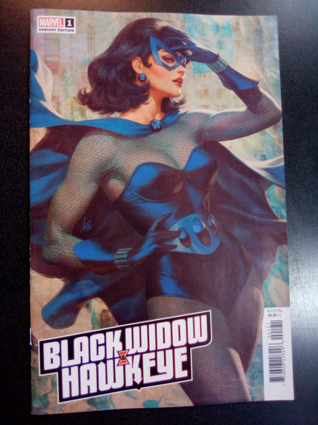 Black Widow & Hawkeye #1 Artgerm Black Widow Variant